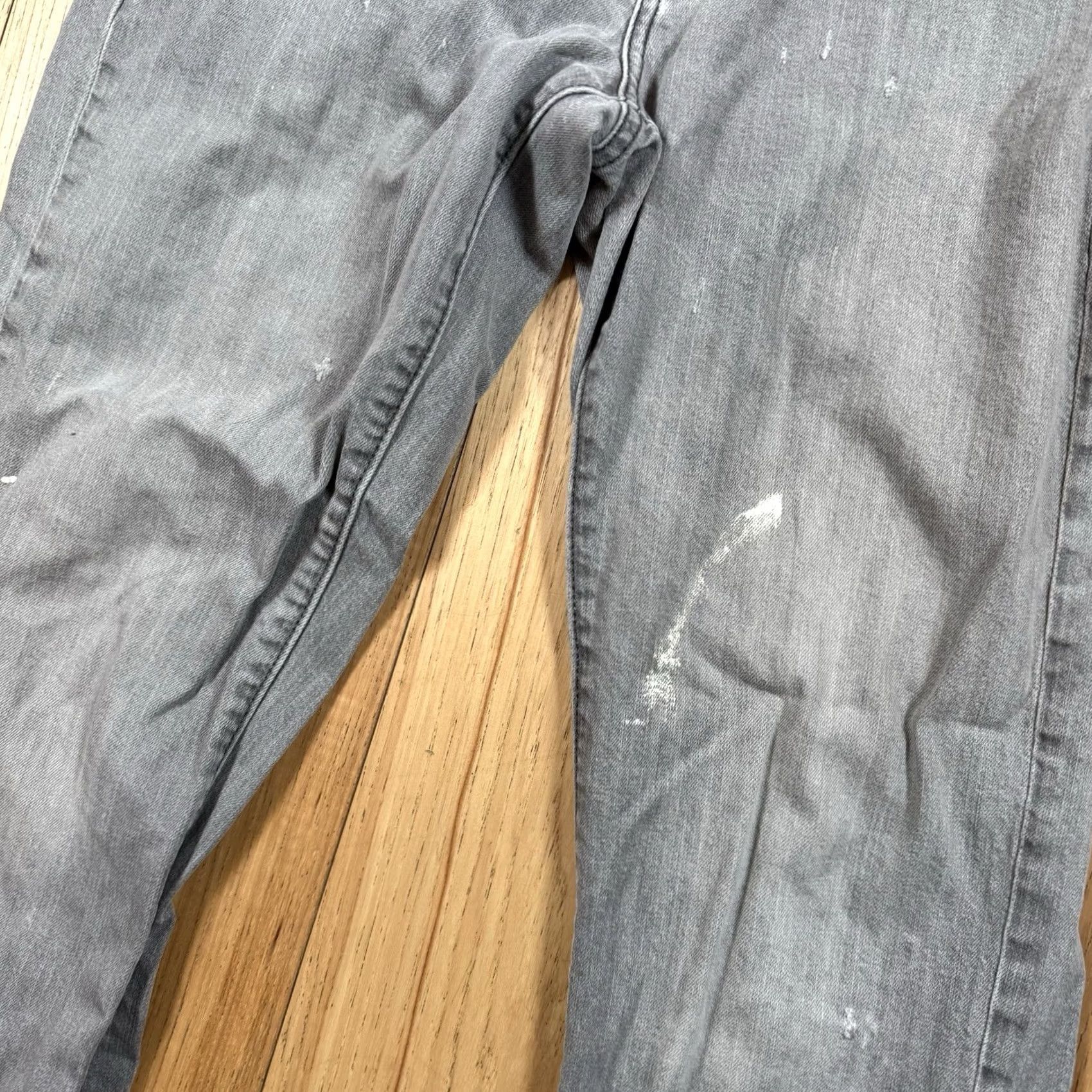 Patagonia VINTAGE Patagonia Jeans Grey Mens 30x30 Straight Distressed Inseam 30 Jeans Mens Straight Leg Distress Grey 30x30 Size US 30 / EU 46 - 4 Thumbnail