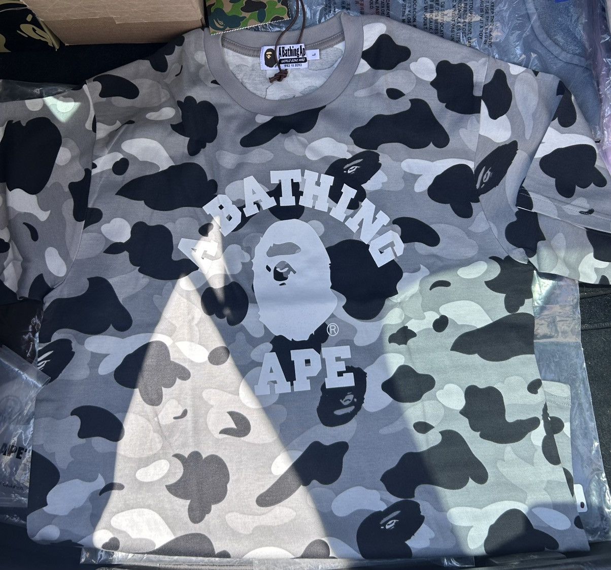 Bape Bape college grey full camo Size US L / EU 52-54 / 3 - 1 Thumbnail