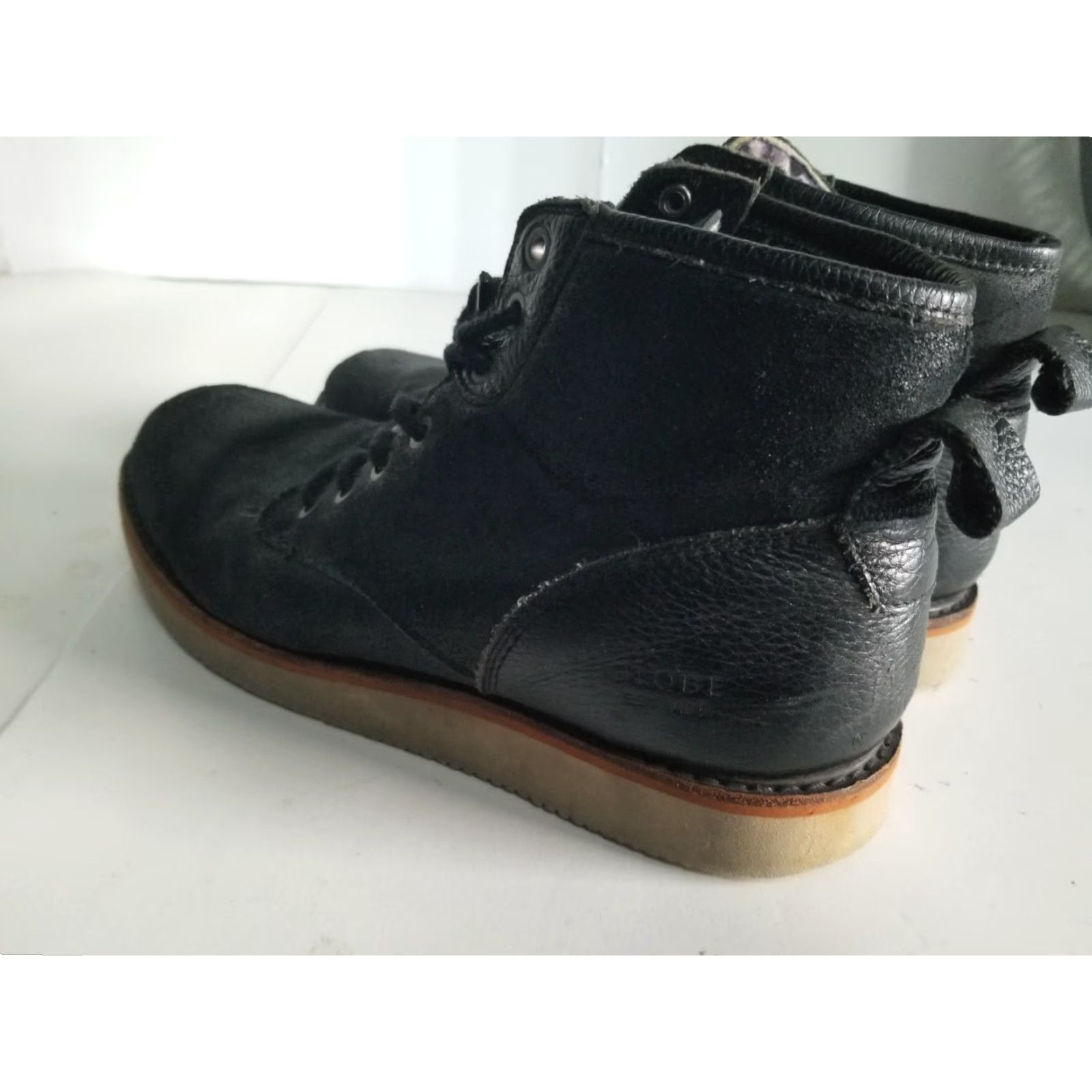 Globe Globe Boots Daley Chukka Leather Black Mens 10 US Lace Up Suede Outsole Non-Slip Cushioned Comfort Size US 9 / EU 42 - 4 Thumbnail