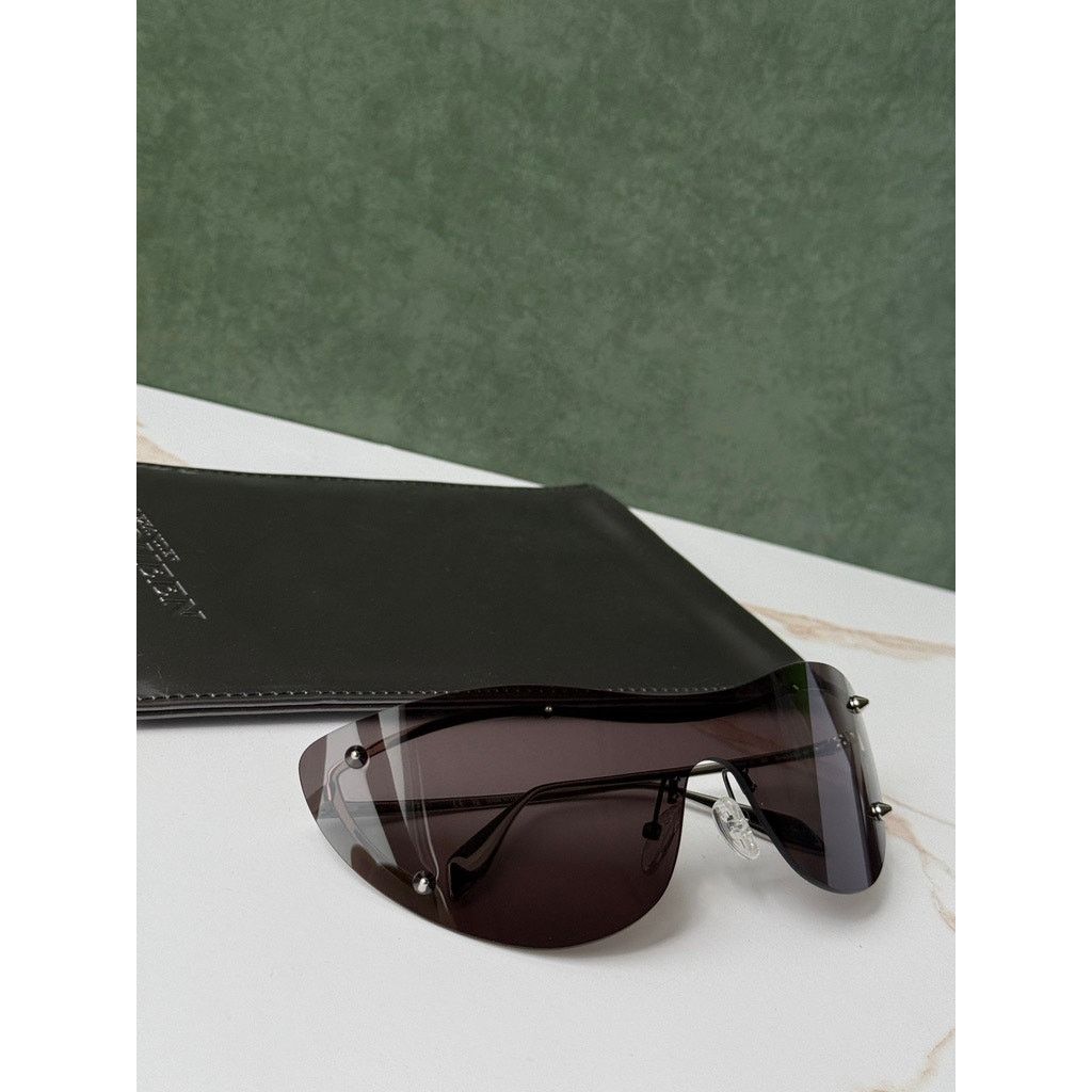 Alexander McQueen NEW Alexander McQueen AM0413S Studded Cat Eye Sunglasses Size ONE SIZE - 3 Thumbnail