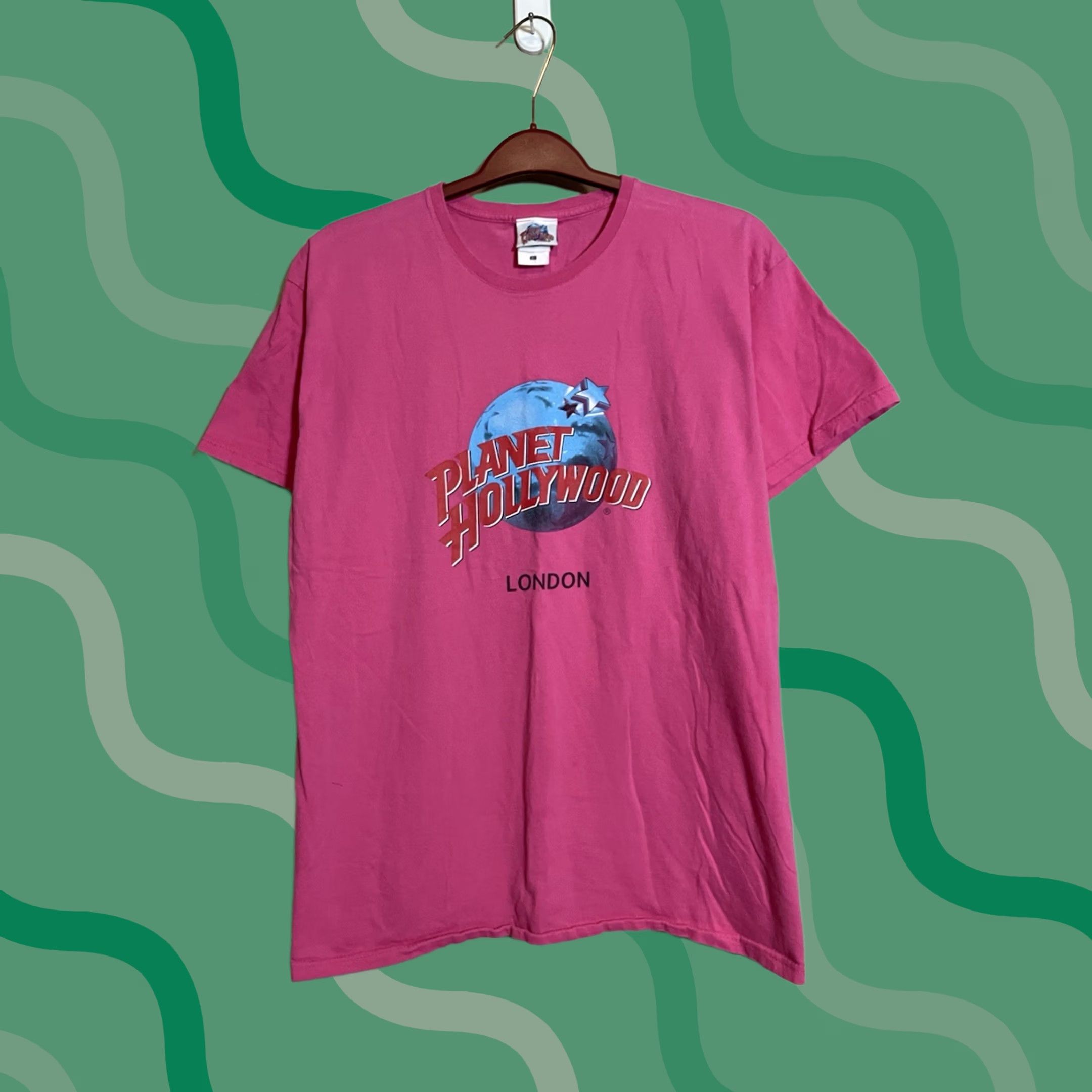 Planet Hollywood VINTAGE Planet Hollywood Shirt Mens XL Pink 90s City Travel Souvenir Graphic Print T-Shirt Made USA Size US XL / EU 56 / 4 - 1 Thumbnail