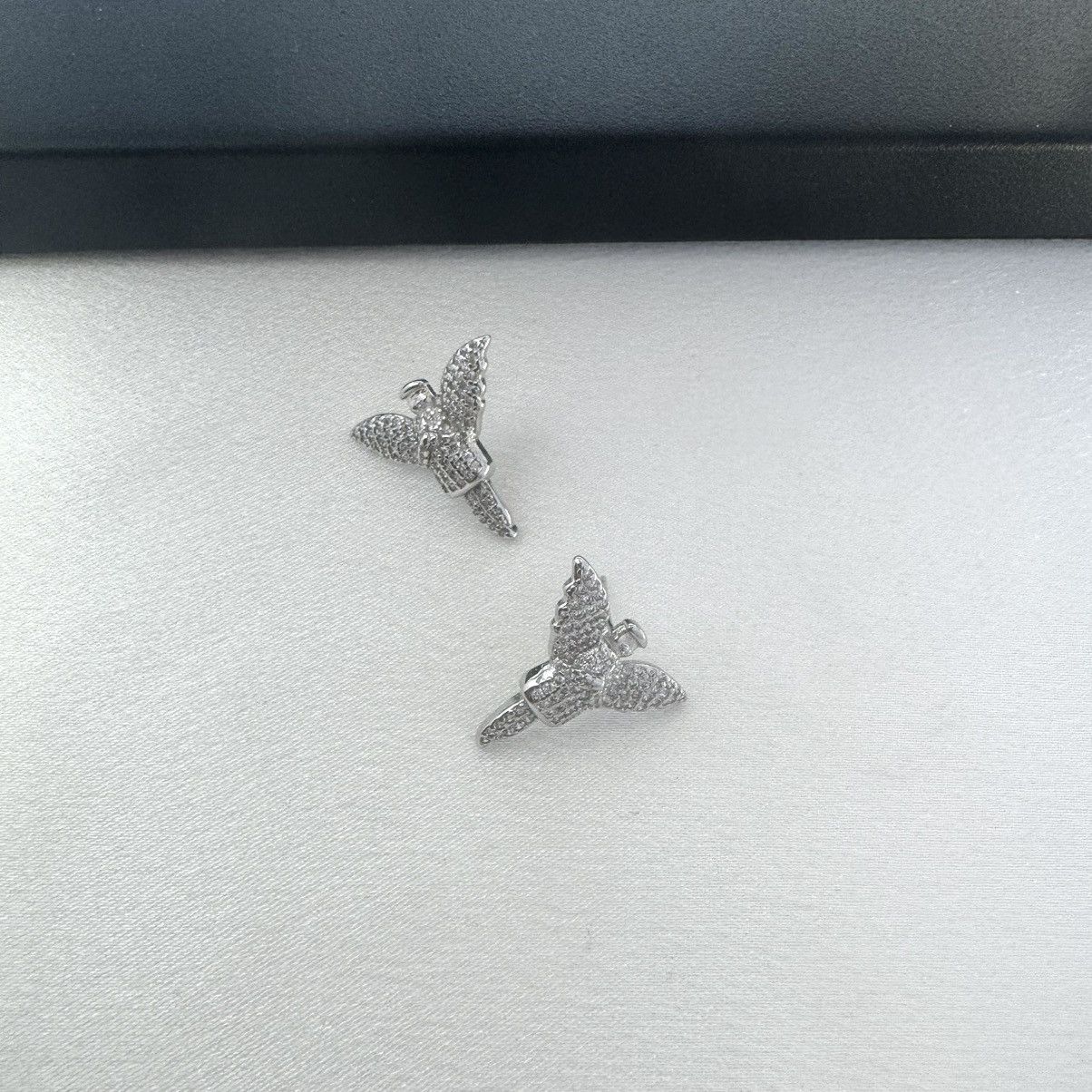 Other CZ Angel Wings Stud Earrings for Men Women Unisex Style Size ONE SIZE - 3 Thumbnail