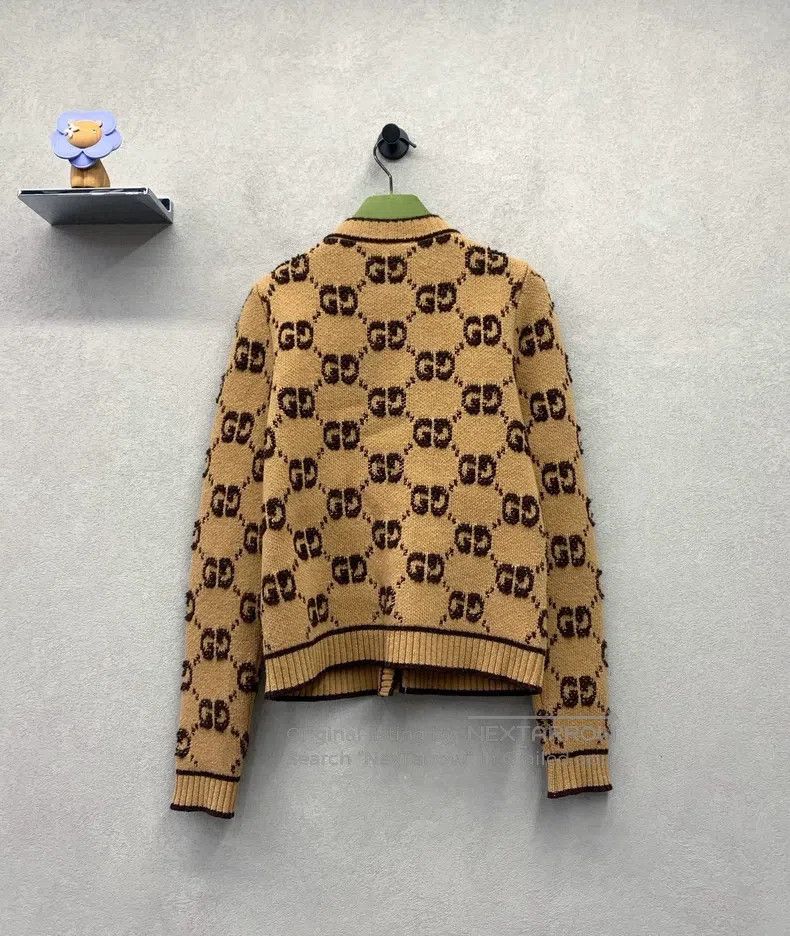 Gucci Gucci Logo pattern full-print camel-coloured long-sleeved Size XXS / US 00 / IT 34 - 2 Thumbnail