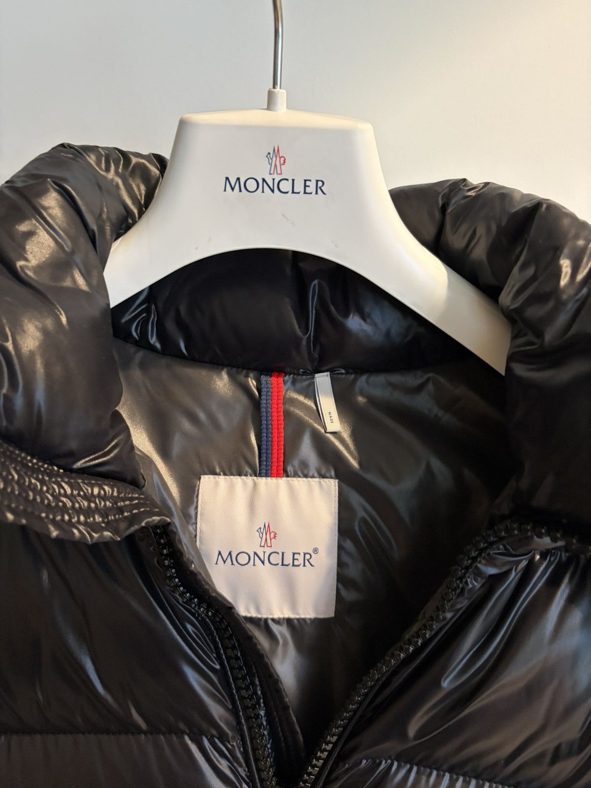 Moncler Moncler Men’s Maya short down puffer jacket size 1/S Size US S / EU 44-46 / 1 - 8 Thumbnail