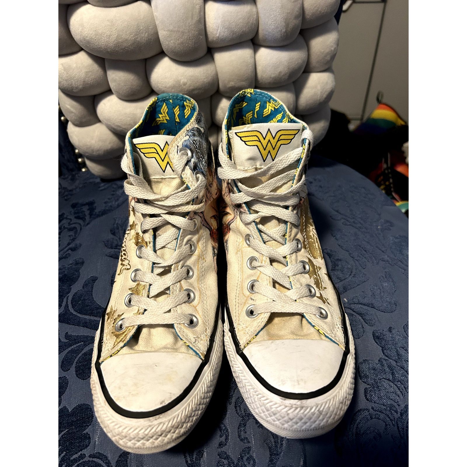 Converse Converse x Wonder Woman All Star High Tops Size 7 NWOT Size US 7 / IT 37 - 4 Thumbnail
