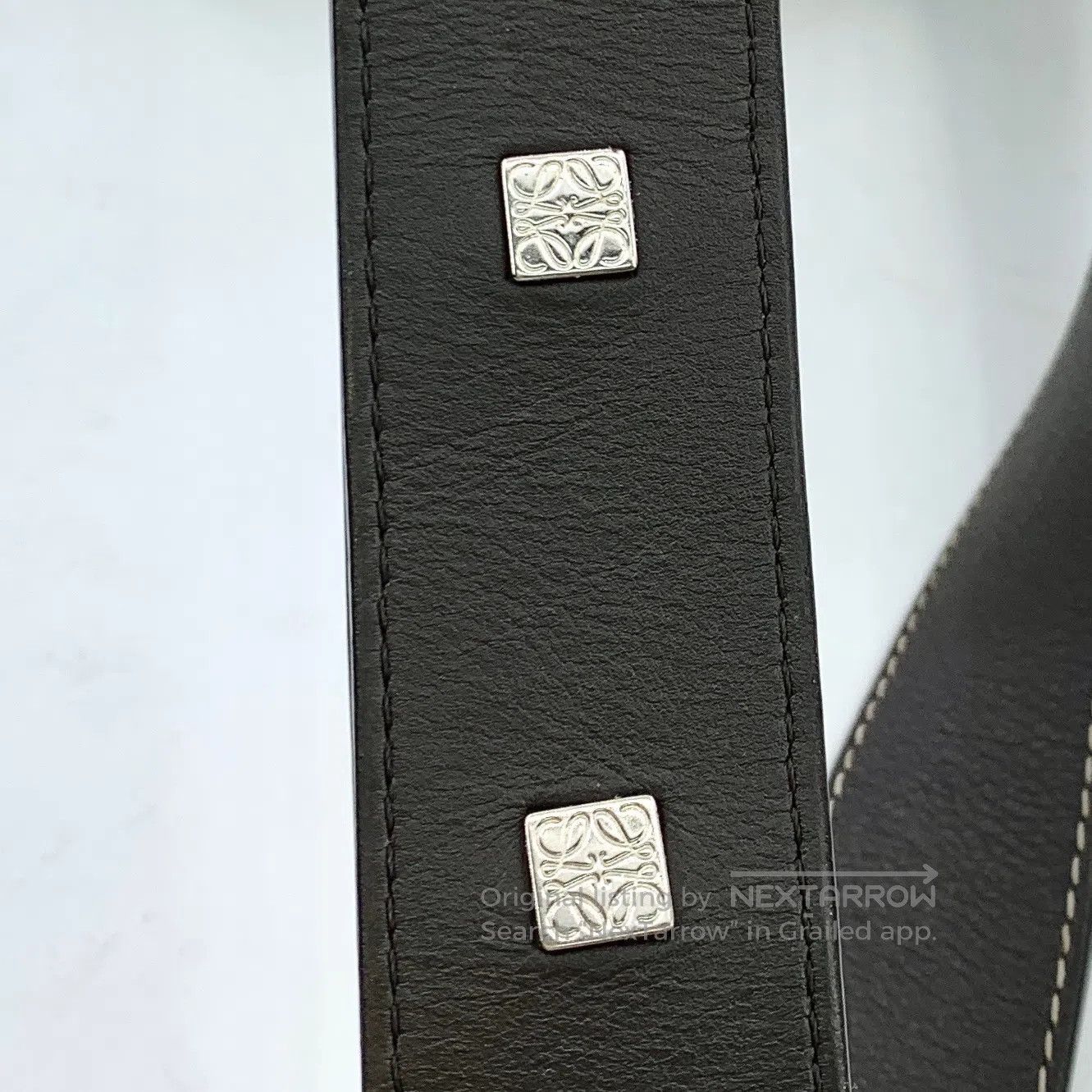 Loewe Loewe Brown logo embossed postman bag crossbody bag| Size ONE SIZE - 9 Thumbnail