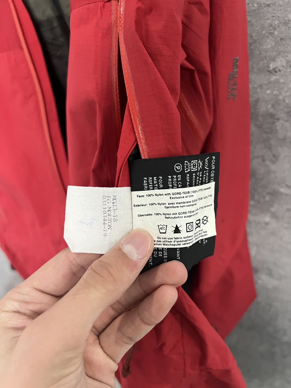 Arc'teryx Arcteryx gore tex jacket Size US L / EU 52-54 / 3 - 14 Thumbnail