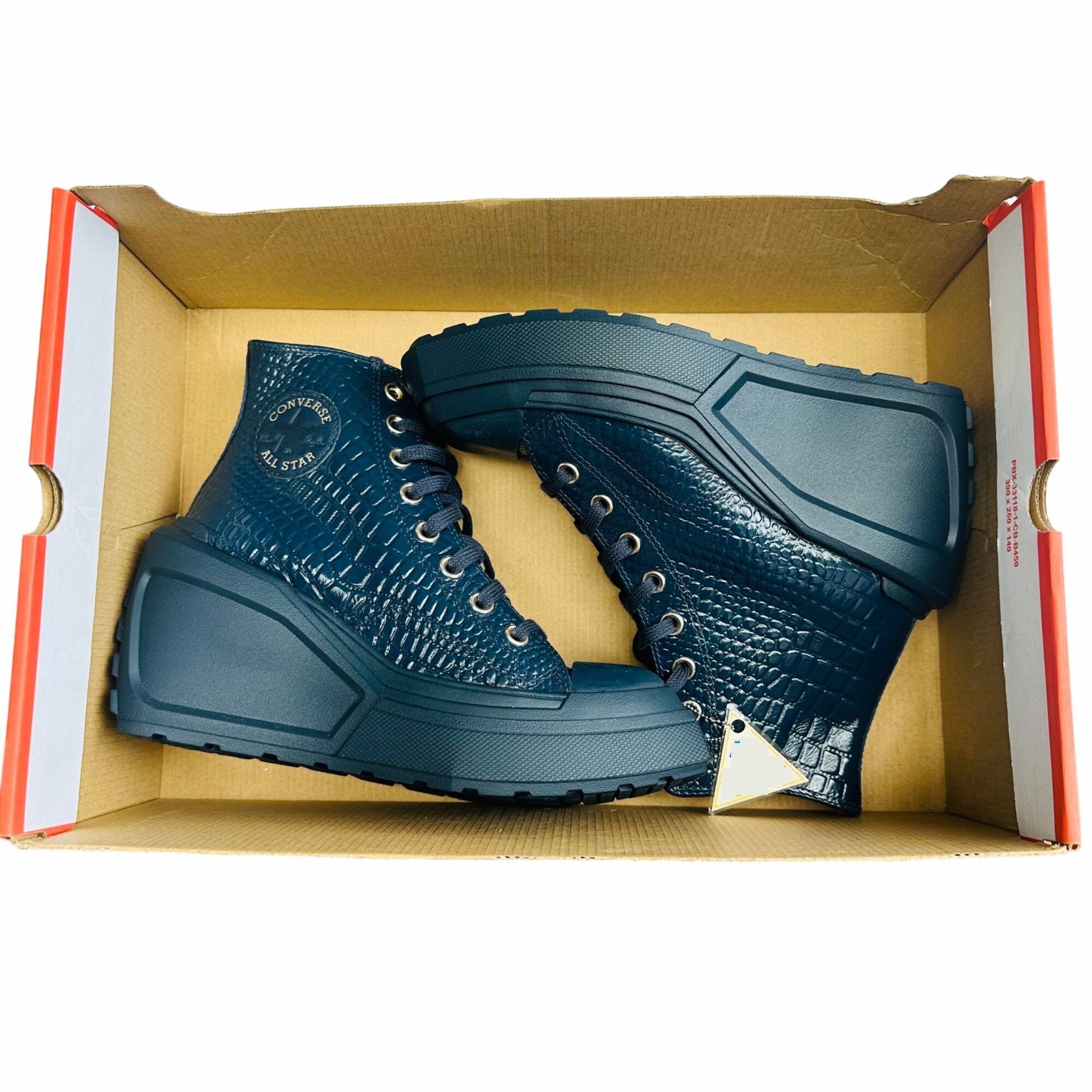 Converse ✨Converse Chuck 70 De Luxe Wedge Platform Leather Sz 7 Women Size US 7 / IT 37 - 7 Thumbnail