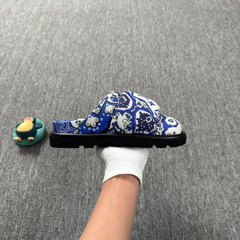 Louis Vuitton Louis Vuitton Logo Print Slide Sandals -2505 Size US 5 / IT 35 - 7 Thumbnail
