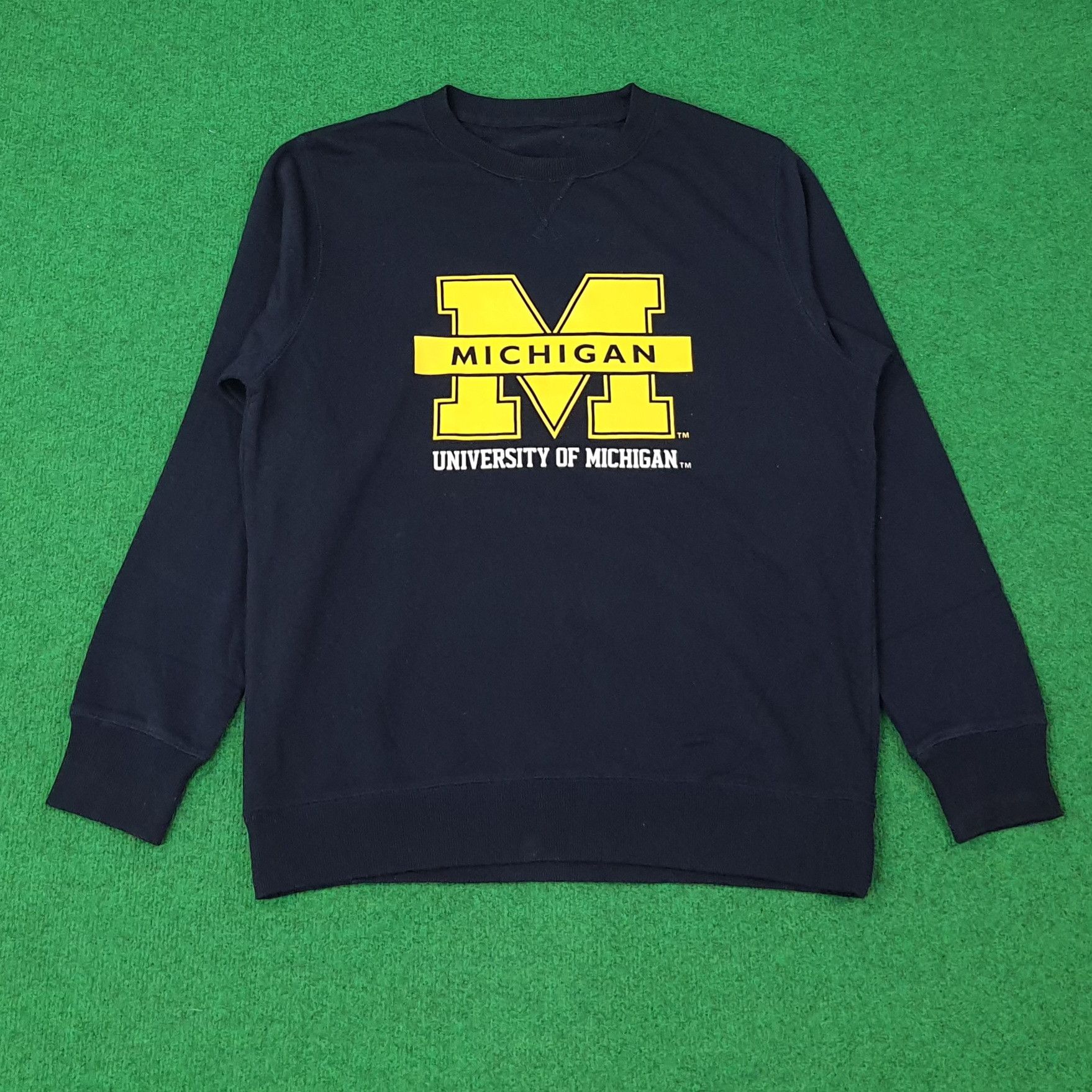 Vintage Vintage University of Michigan Sweatshirt C266N3 Size US M / EU 48-50 / 2 - 1 Thumbnail