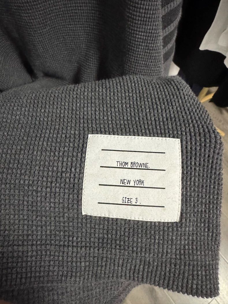 Thom Browne Thom browne Dark gray four-striped waffle high-necked sweat Size US L / EU 52-54 / 3 - 2 Thumbnail