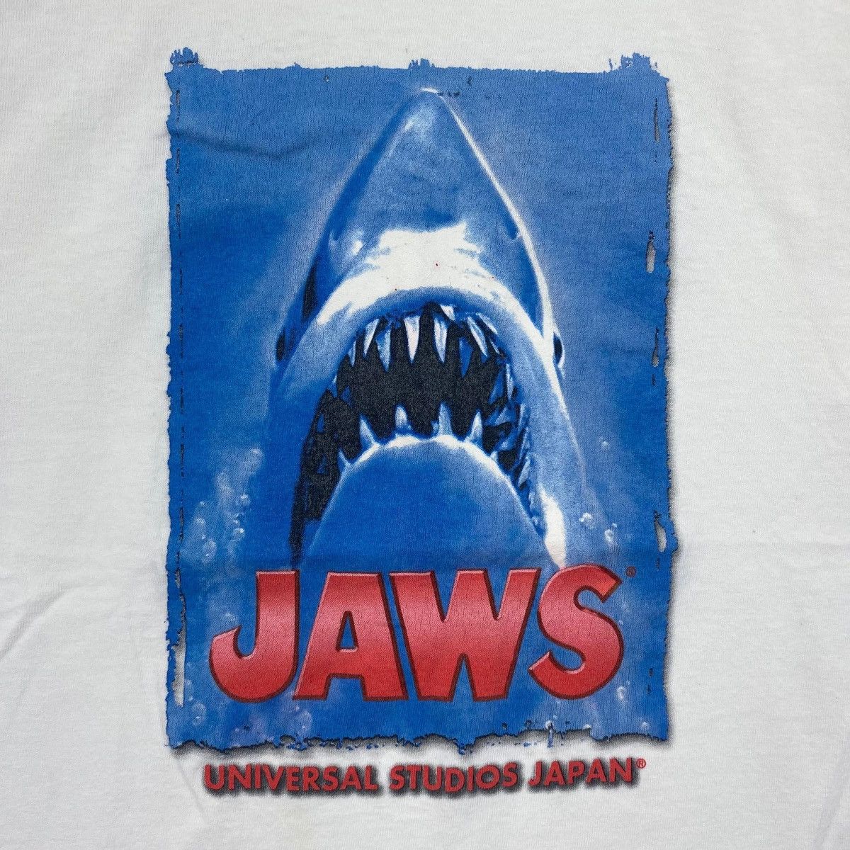 Universal Studios Vintage 2000 UNIVERSAL STUDIO JAPAN Jaws Tee Shirt Size S / US 4 / IT 40 - 3 Thumbnail