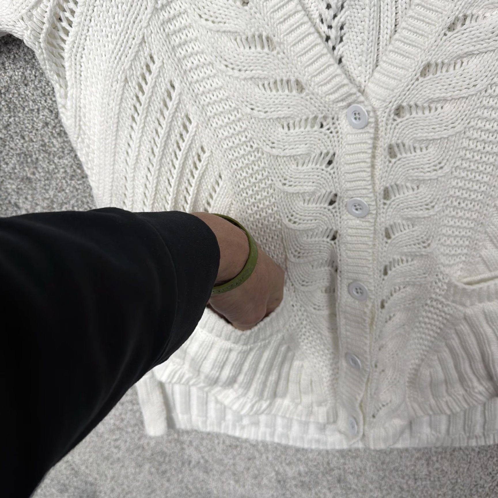 Gap VINTAGE Gap Cardigan Sweater Womens Small White Cable Knit Old Money Coastal Coquette Size S / US 4 / IT 40 - 5 Thumbnail