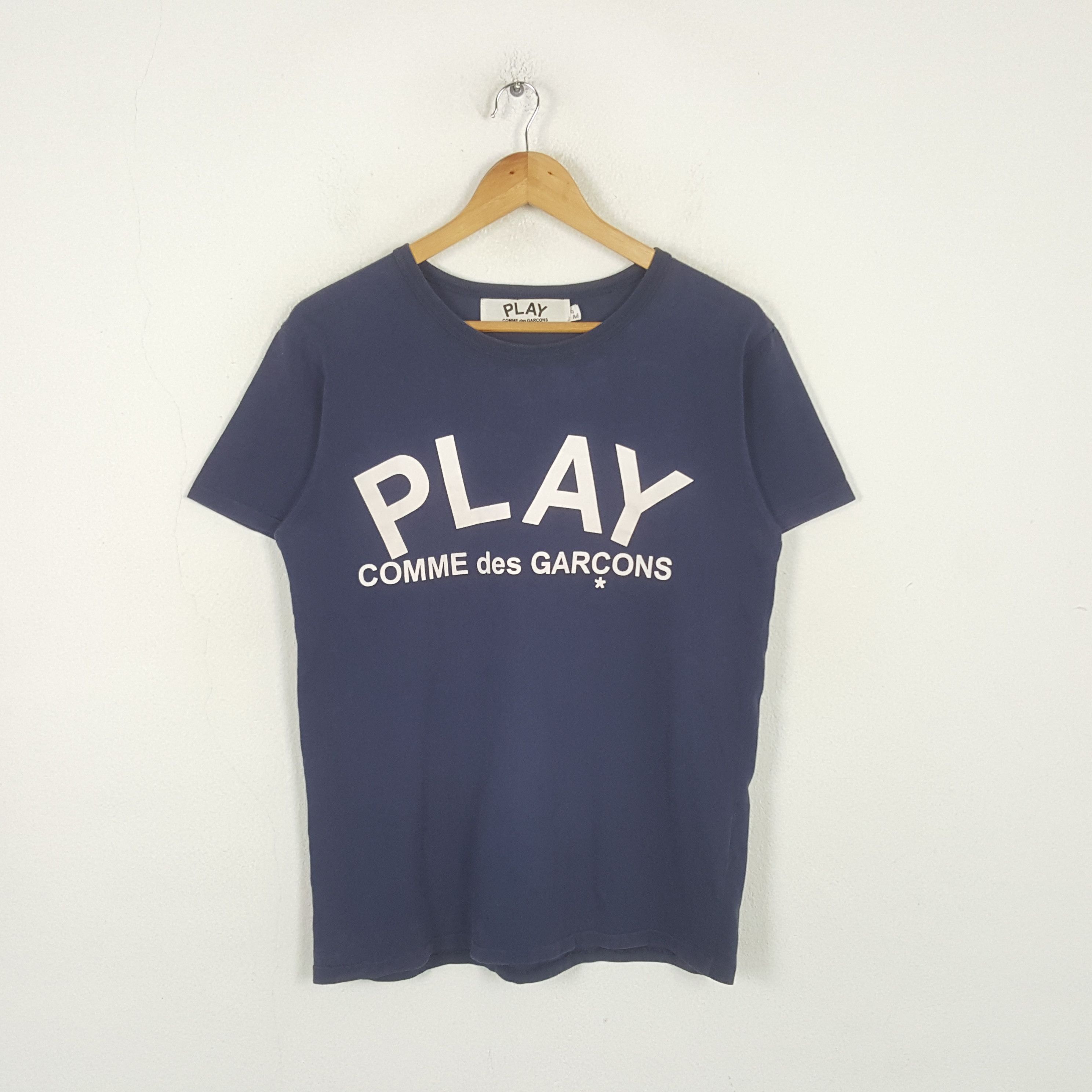 Comme des Garcons PLAY Vintage Play Comme des Garcons Designer Tshirt RR13 Size US M / EU 48-50 / 2 - 1 Thumbnail