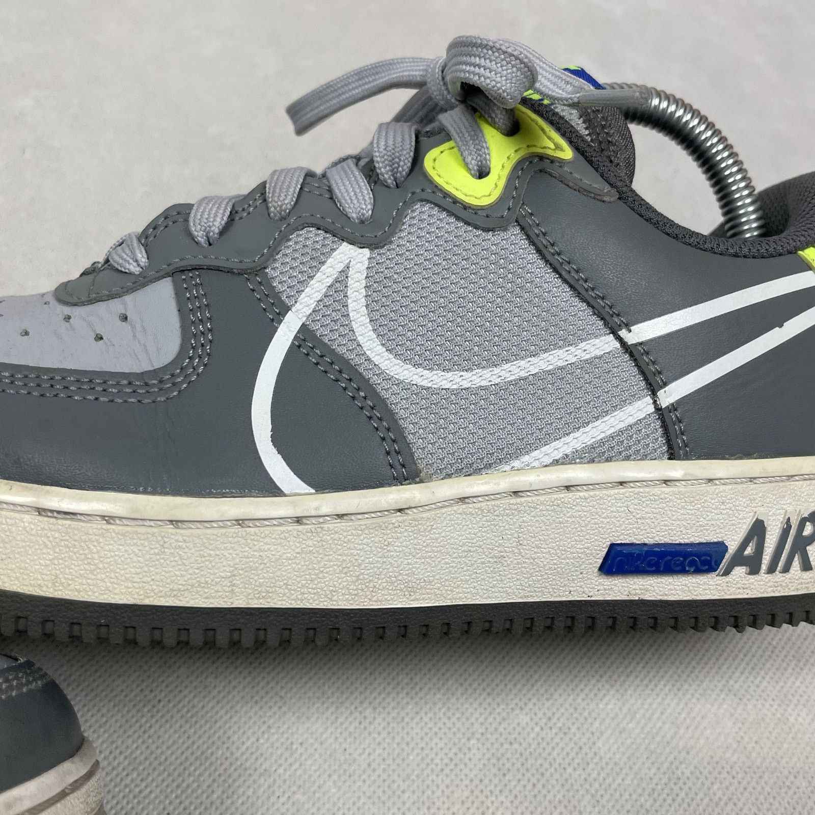 Nike Nike Air Force 1 React CD6960-002 Wolf Gray White Shoes 6.5 Size US 6.5 / EU 39-40 - 8 Thumbnail