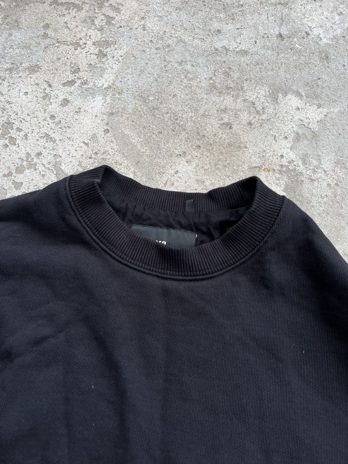 Adidas × Y-3 × Yohji Yamamoto AW22 Yohjj Yamamoto x Adidas Y-3 Crew Neck Logo Sweatshirt Size US S / EU 44-46 / 1 - 8 Thumbnail