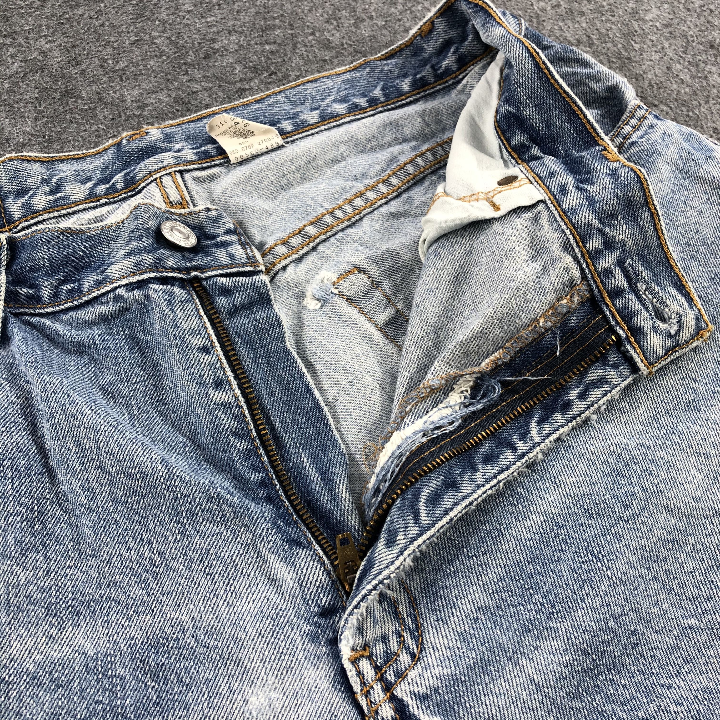 Levi's Vintage 90s Light Wash Levis 560 Jeans-JM1023 Size US 33 - 9 Thumbnail