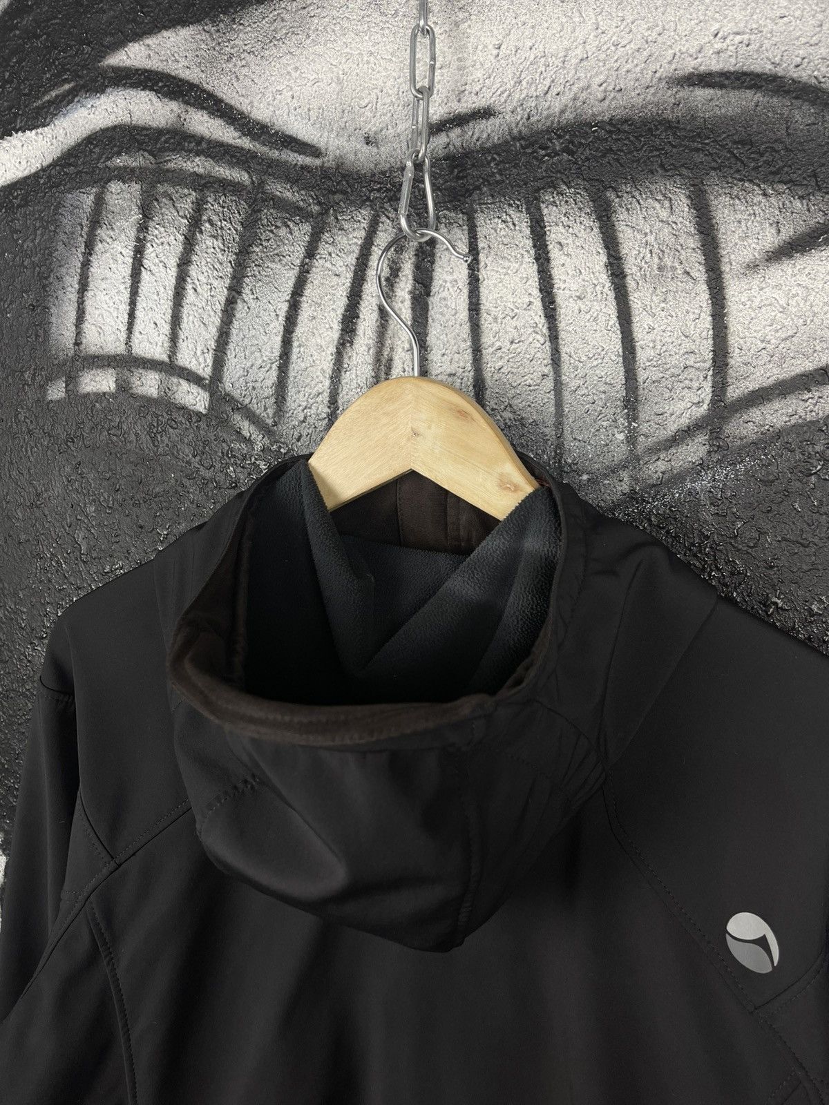 Montane Montane Dyno XT Softshell Black Hiking Jacket Men’s Size M Size US M / EU 48-50 / 2 - 11 Thumbnail