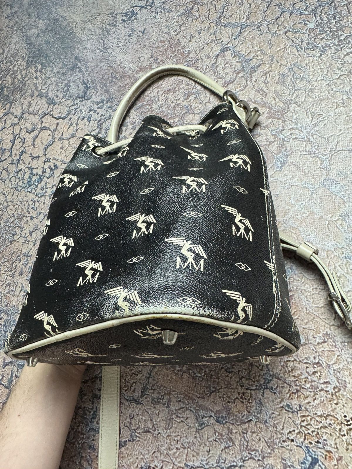 Leather MAISON MOLLERUS Ostrich Leather Bucket Bag Luxury Size ONE SIZE - 8 Thumbnail