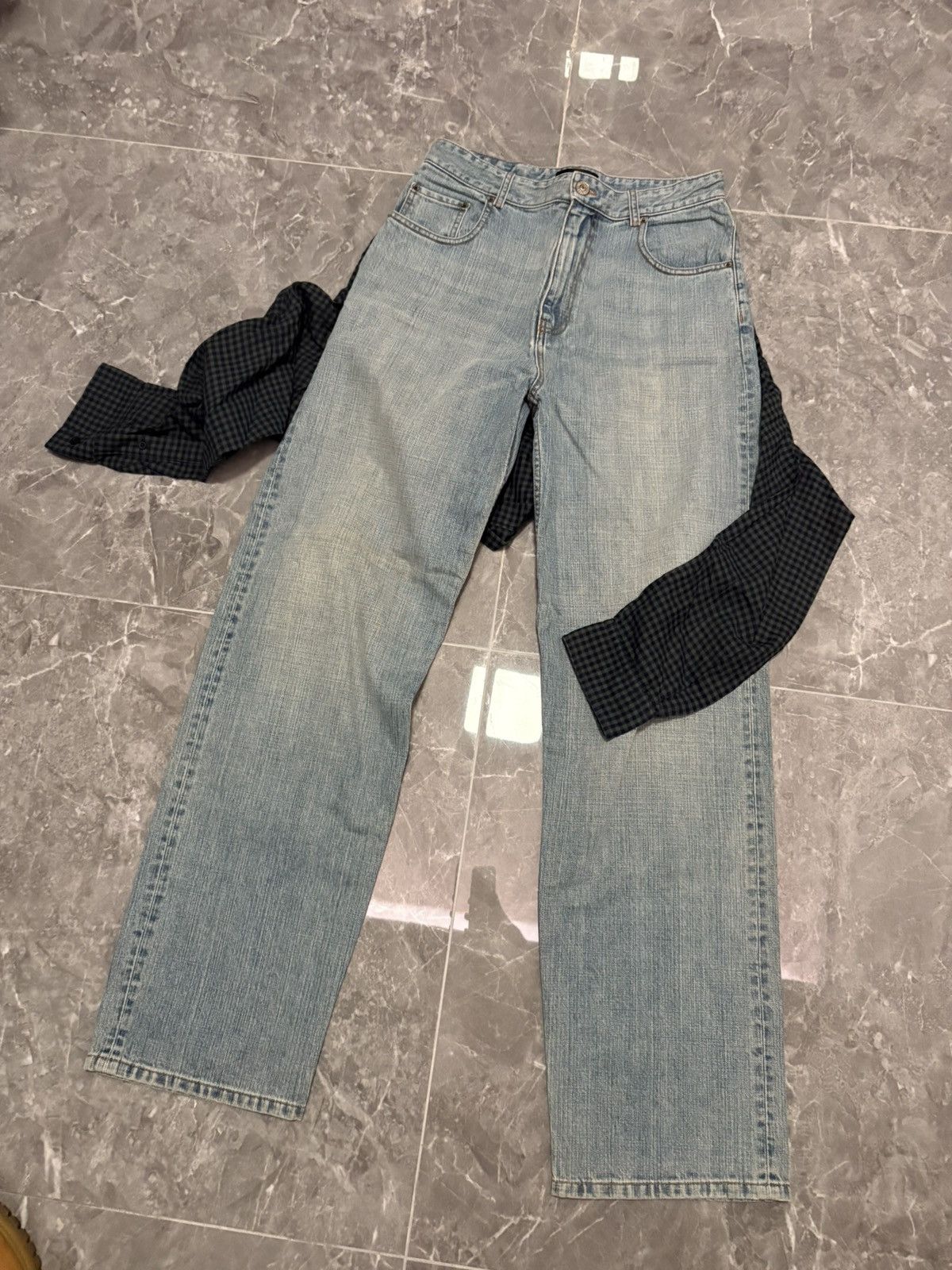 Balenciaga Balenciaga 2 in 1 Shirt Jeans Size US 30 / EU 46 - 2 Thumbnail