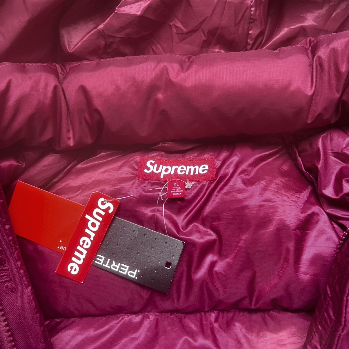 Supreme Supreme 700-Fill Down Lightweight Puffer Jacket Magenta XL Size US XL / EU 56 / 4 - 3 Thumbnail