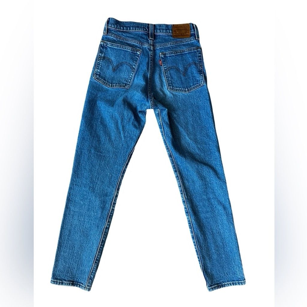 Levi's Levi’s Premium Denim WEDGIE Jean Blue Medium Wash Women 24. Size 42" / US 20 - 1 Thumbnail
