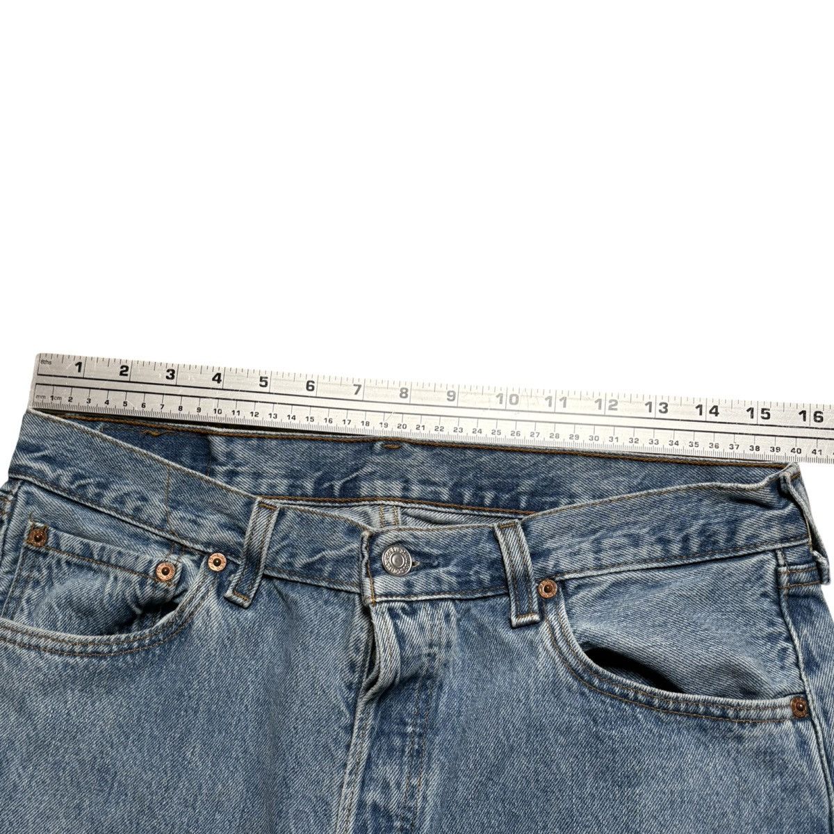 Levi's Vtg 90s Levis 501XX Mens 34x32 Faded Distressed Grunge Kurt Size US 34 / EU 50 - 5 Thumbnail