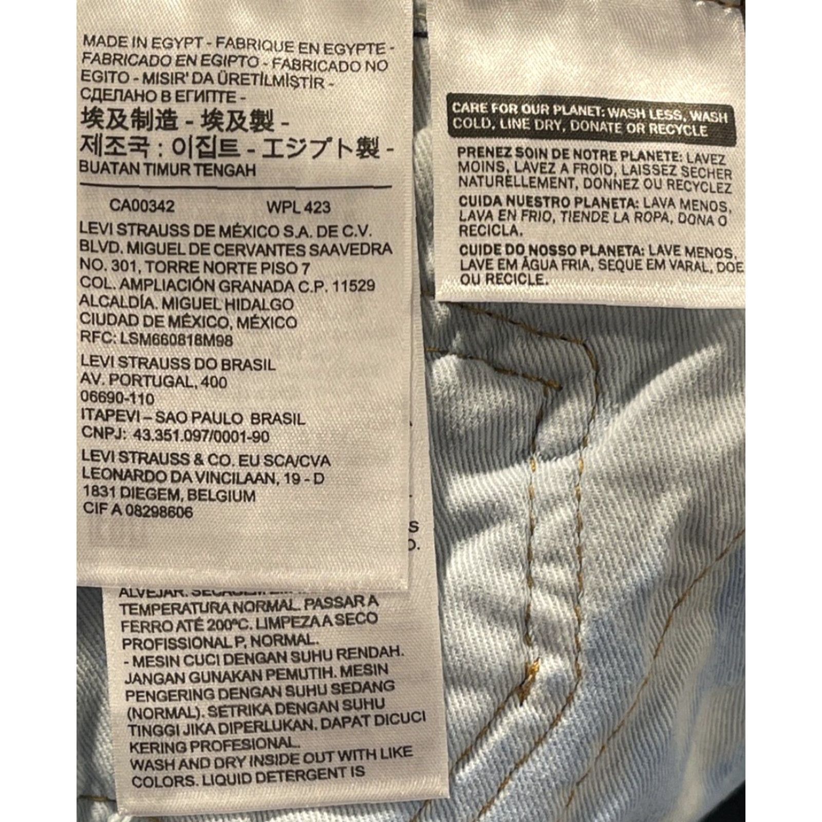 Levi's VINTAGE Levi's 501 XX Button Fly Denim Jeans Size 33x31 Blue Big E Mens Size US 33 - 7 Thumbnail