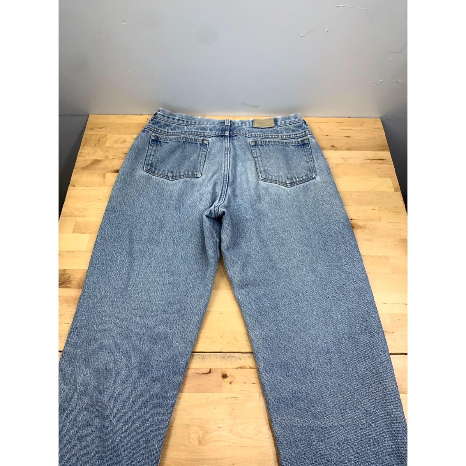 Vintage VINTAGE L.L. Bean Denim Jeans Mens 32x30 Blue Straight 90s Nature USA Lined Jeans Regular 30in Inseam Men Size US 32 / EU 48 - 4 Thumbnail