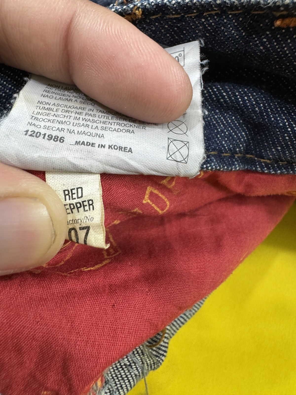 Japanese Brand Red peppers flare jeans Size US 28 / EU 44 - 22 Thumbnail