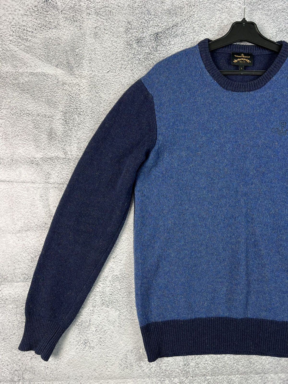 Vivienne Westwood Vivienne Westwood classic crew neck pullover Size US L / EU 52-54 / 3 - 5 Thumbnail