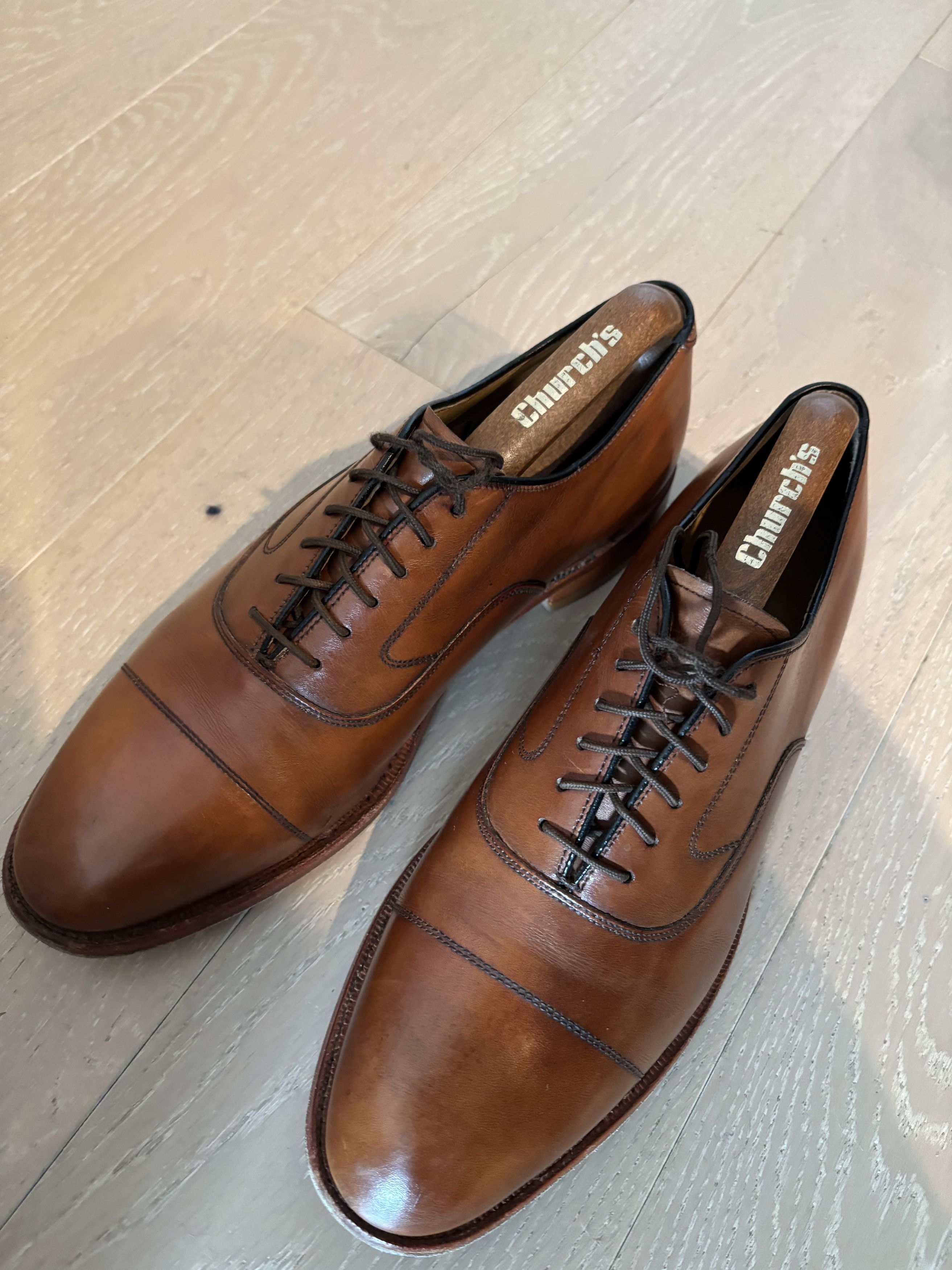 Johnston & Murphy Johnston & Murphy Limited Hyde Park II Tan Cap Toe Size US 8 / EU 41 - 9 Thumbnail