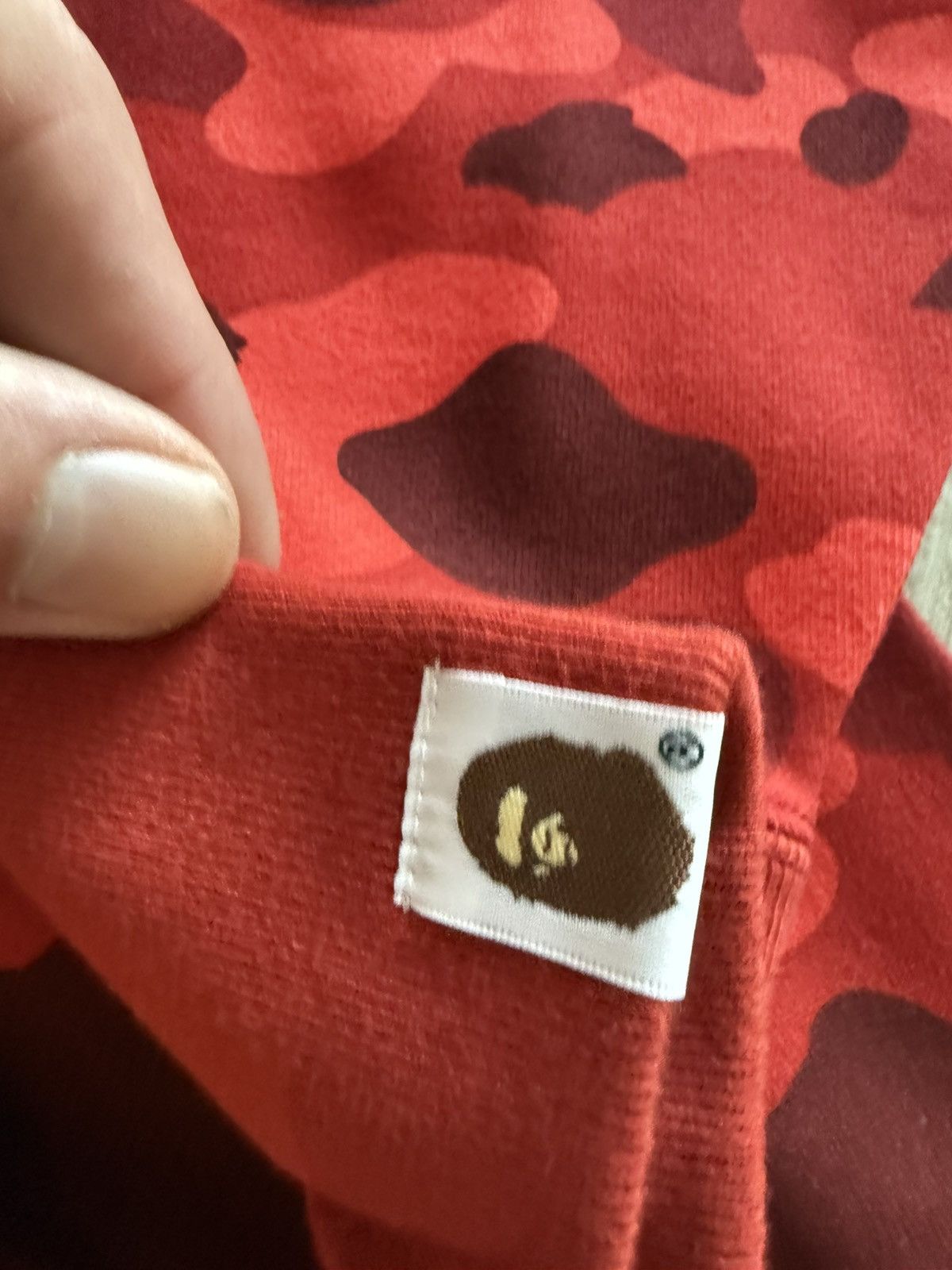 Bape Bape red camo shark pullover Size US XXL / EU 58 / 5 - 4 Thumbnail