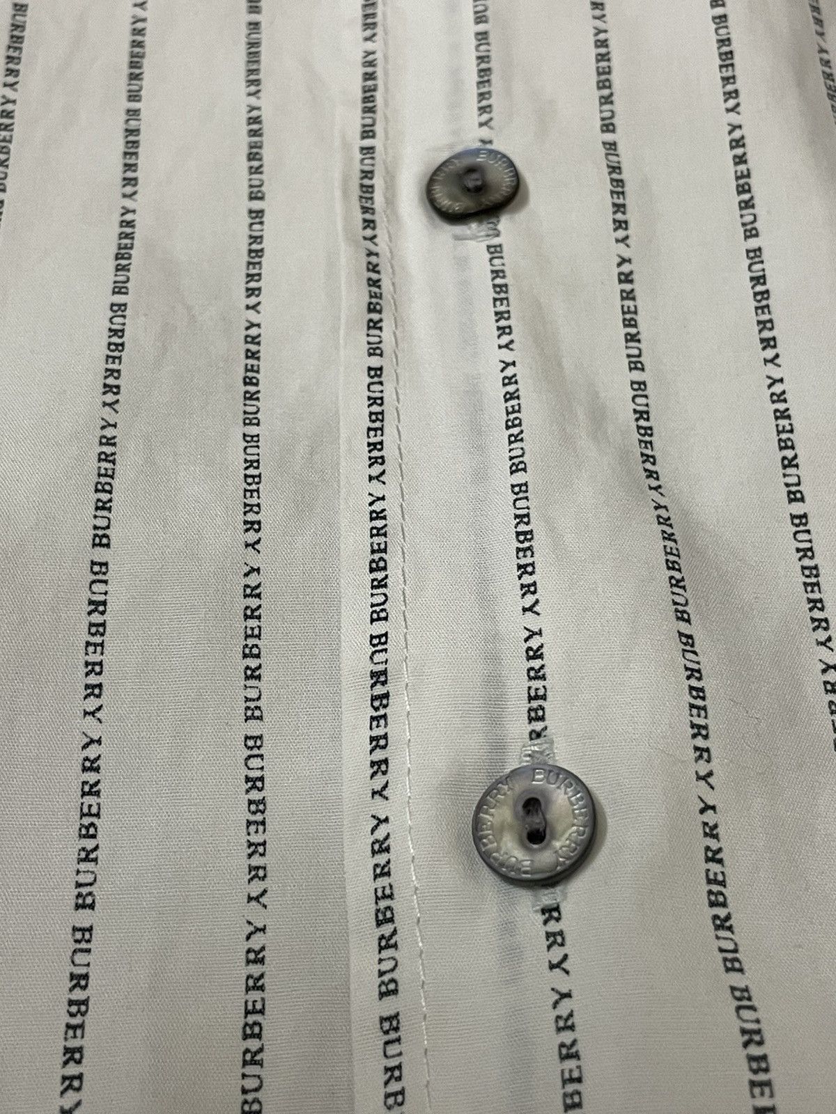 Burberry RARE VINTAGE BURBERRY PINSTRIPE LS BUTTON UP SHIRT Size US L / EU 52-54 / 3 - 4 Thumbnail