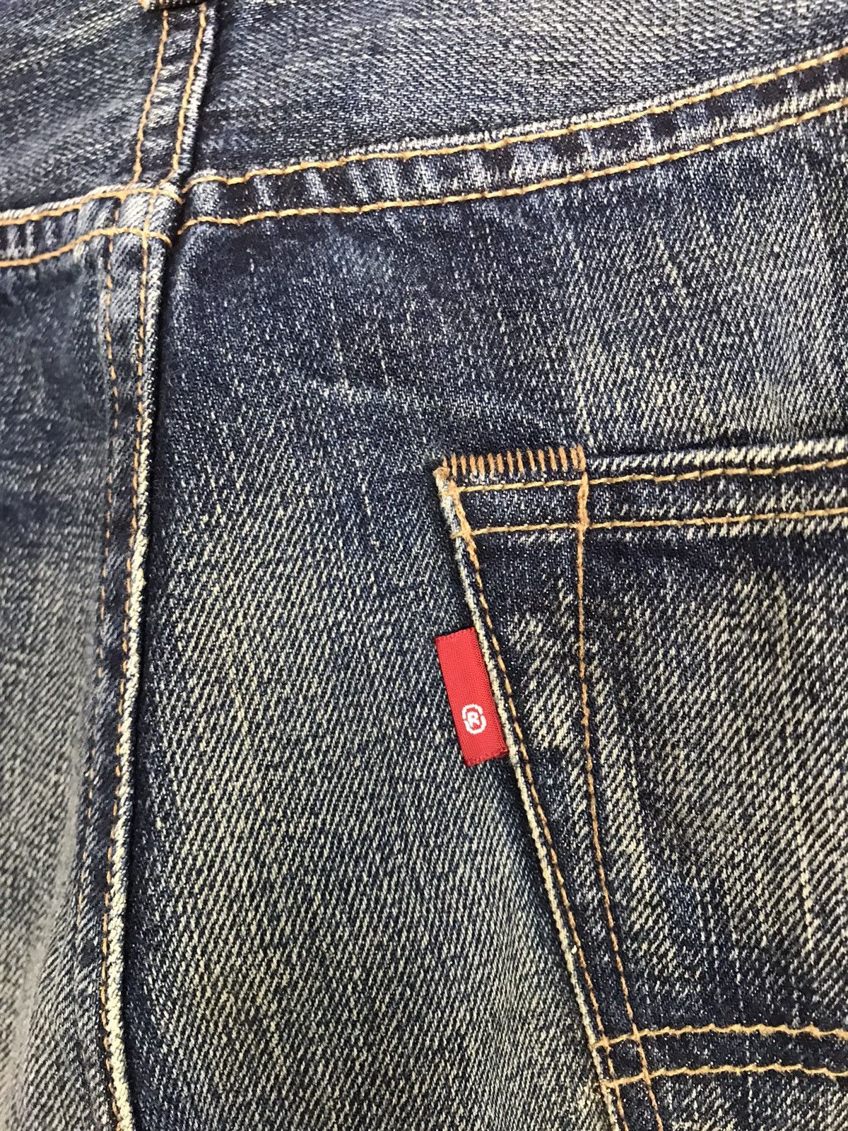 Levi's Vintage Clothing Levi's Lot 501 Button Fly Natural Faded Whisker Denim Jeans Size US 40 / EU 56 - 8 Thumbnail
