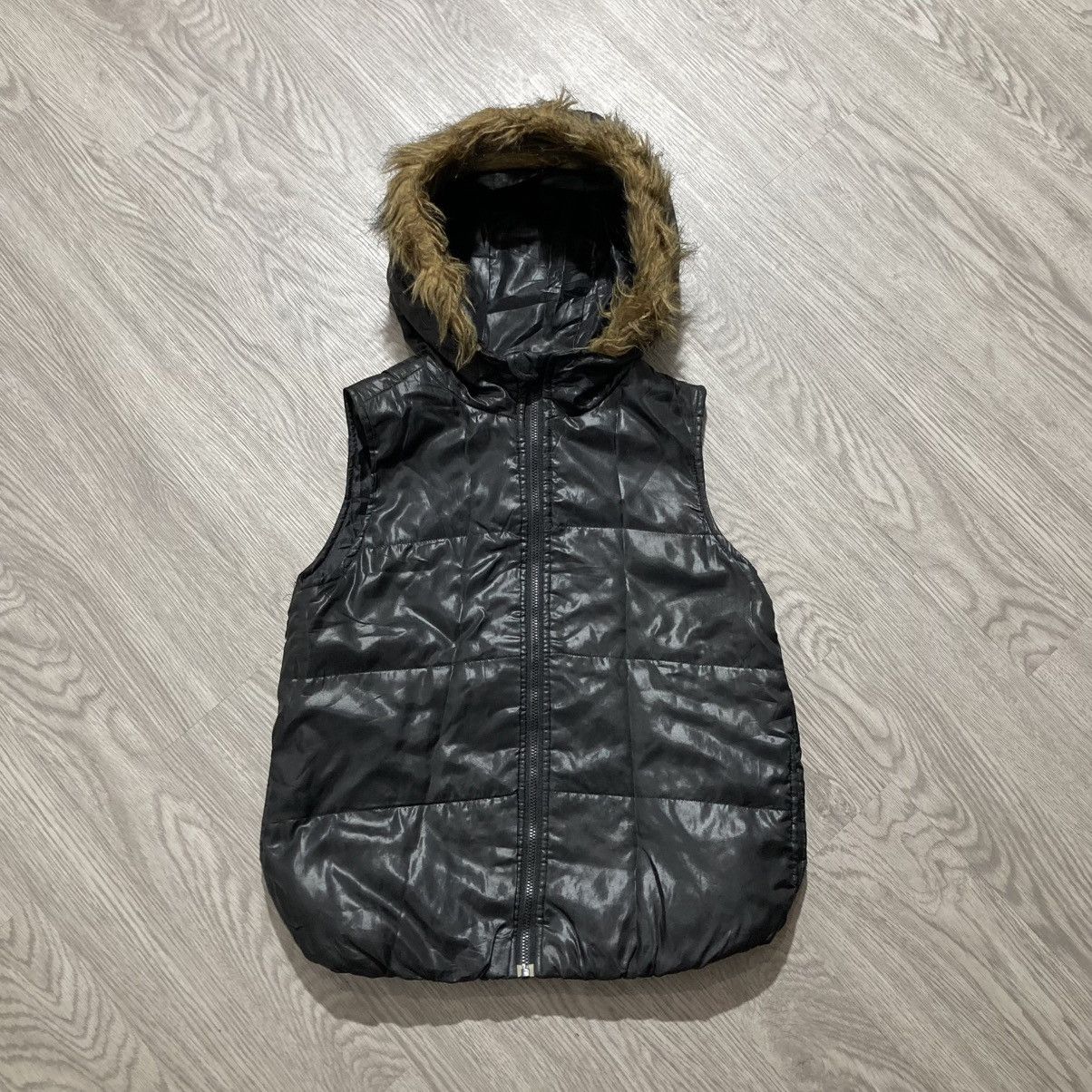 If Six Was Nine 2000s Japanese Brand Puffer Fur Vest Jacket Punk Gothic Lgb Size US XS / EU 42 / 0 - 3 Thumbnail