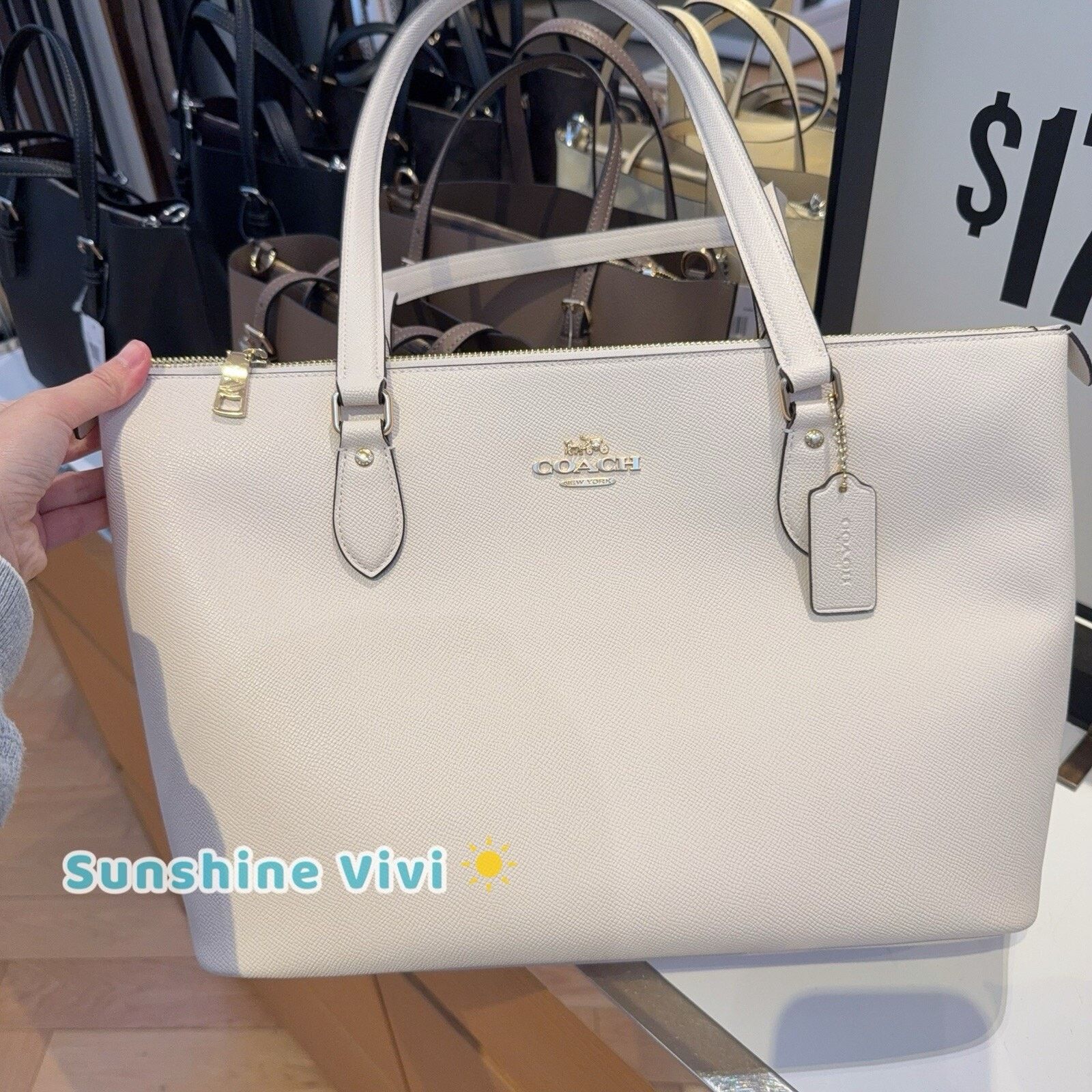 Coach NWT Coach Gallery Tote Bag Signature Canvas CV402 Gold/Chalk Size ONE SIZE - 1 Thumbnail