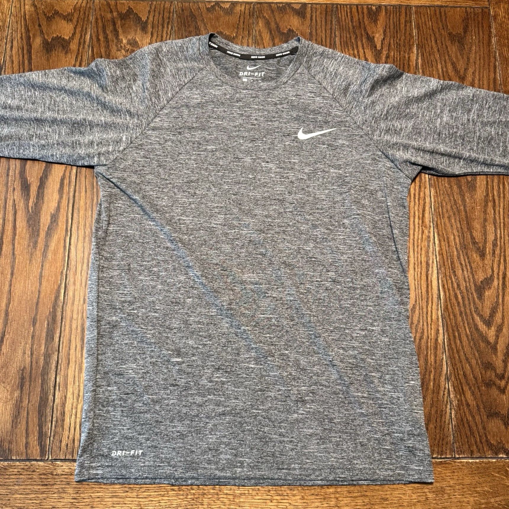 Nike Nike Swim Shirt Mens Size S Gray Long Sleeve UV Protection Dri-FIT Beach Activewear Size US S / EU 44-46 / 1 - 2 Thumbnail