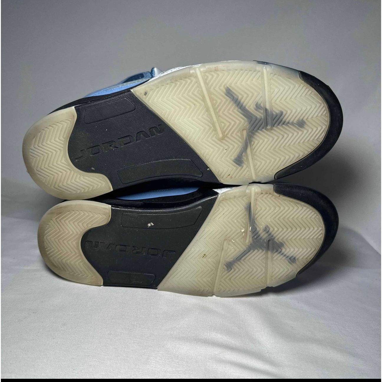 Jordan Brand × Nike Size 8.5 - Air Jordan 5 Retro SE UNC Men's Shoes Ships Now Size US 8.5 / EU 41-42 - 6 Thumbnail