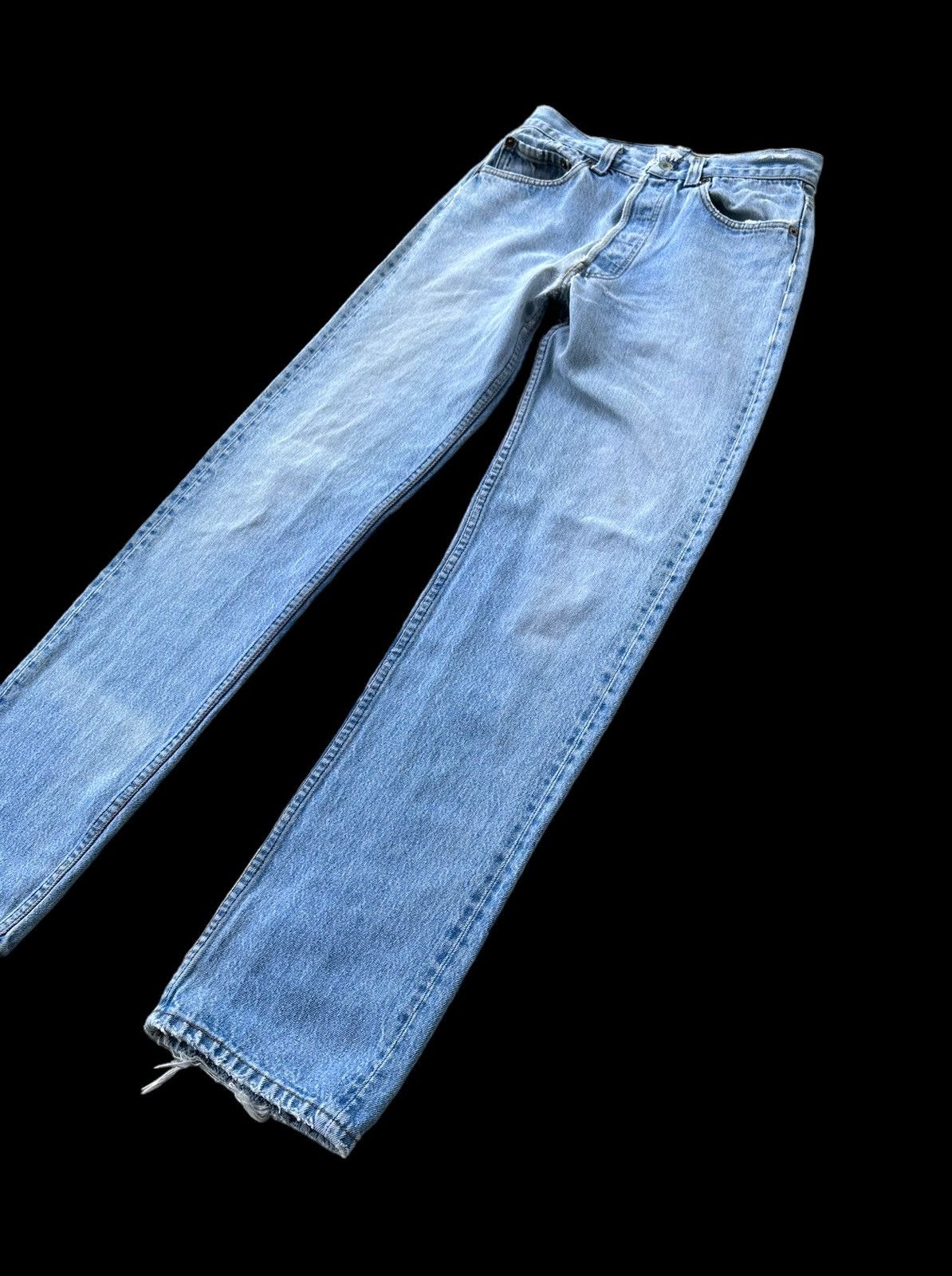 Levi's Vintage Levi’s 501 top button 552 distressed jeans Size US 28 / EU 44 - 6 Thumbnail