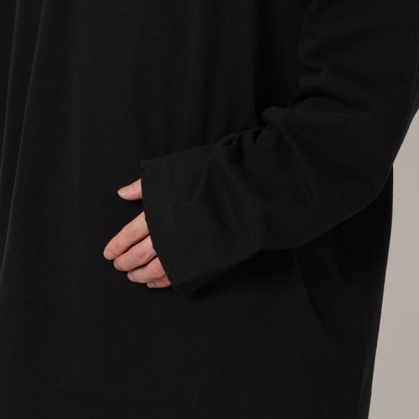 Balenciaga o1mt1gz0924 L/S Oversized T-Shirt in Black Size US M / EU 48-50 / 2 - 5 Thumbnail