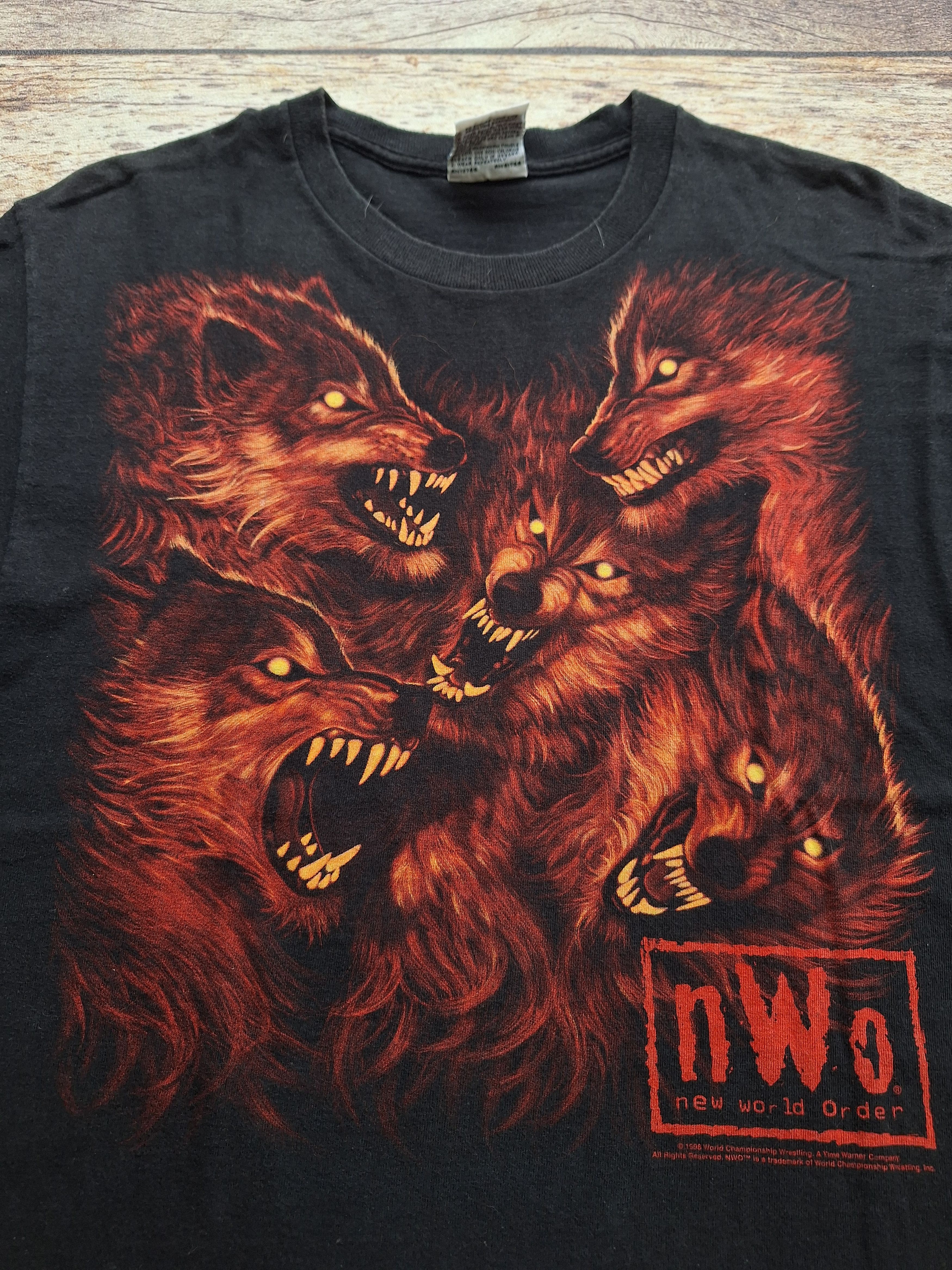 WWE 🔥RARE🔥 Vintage 90s NWO wolfpack liquid blue 1998 graphic Size US M / EU 48-50 / 2 - 1 Thumbnail