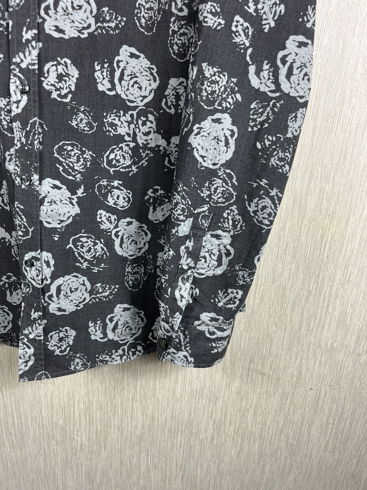 Diesel × Vintage Vintage archive Diesel Industries roses full print y2k shirt Size US L / EU 52-54 / 3 - 8 Thumbnail