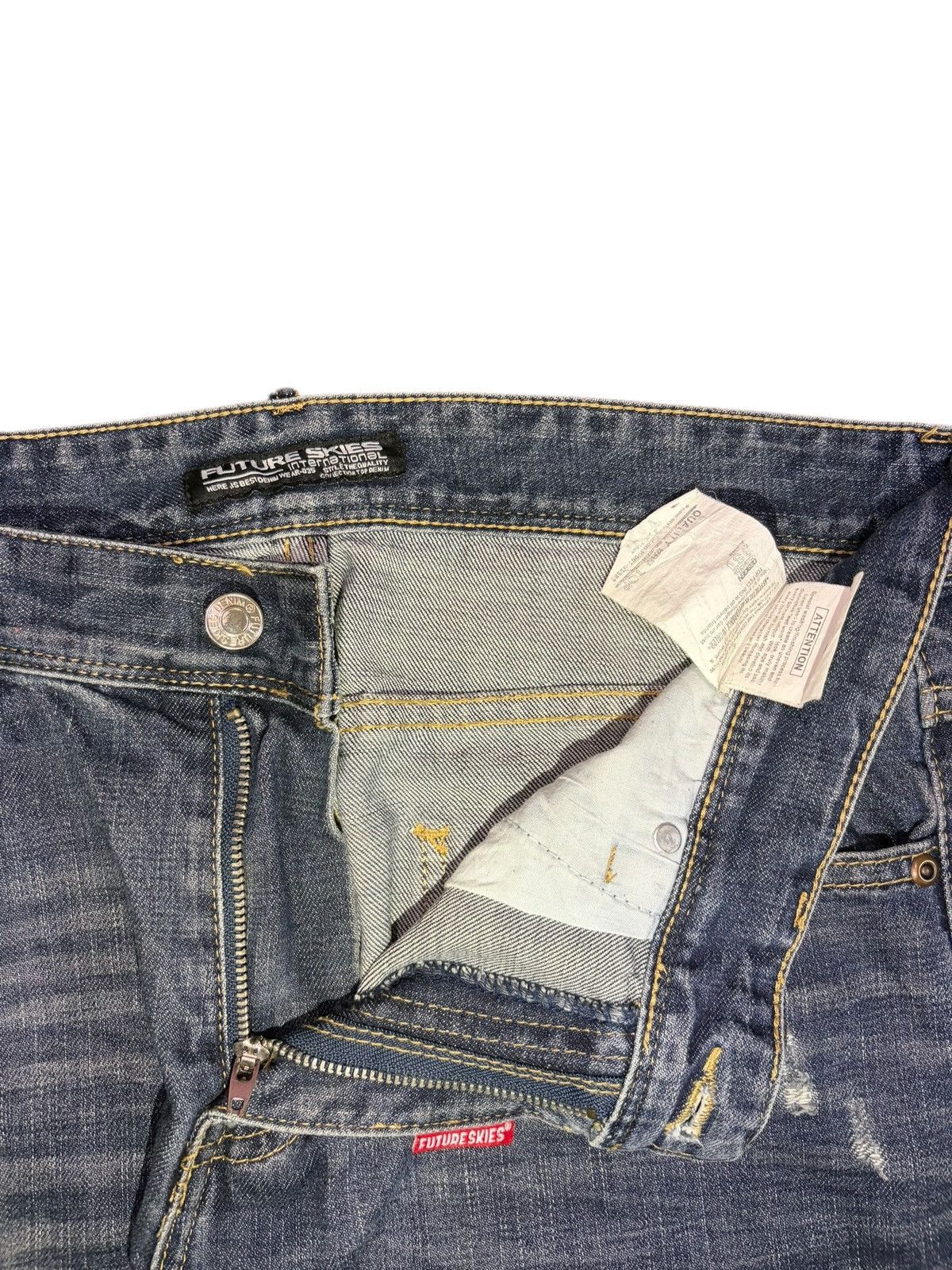 Dsquared2 Vintage Japanese Brand Faded Wash Patch Distress Jeans Size US 33 - 5 Thumbnail