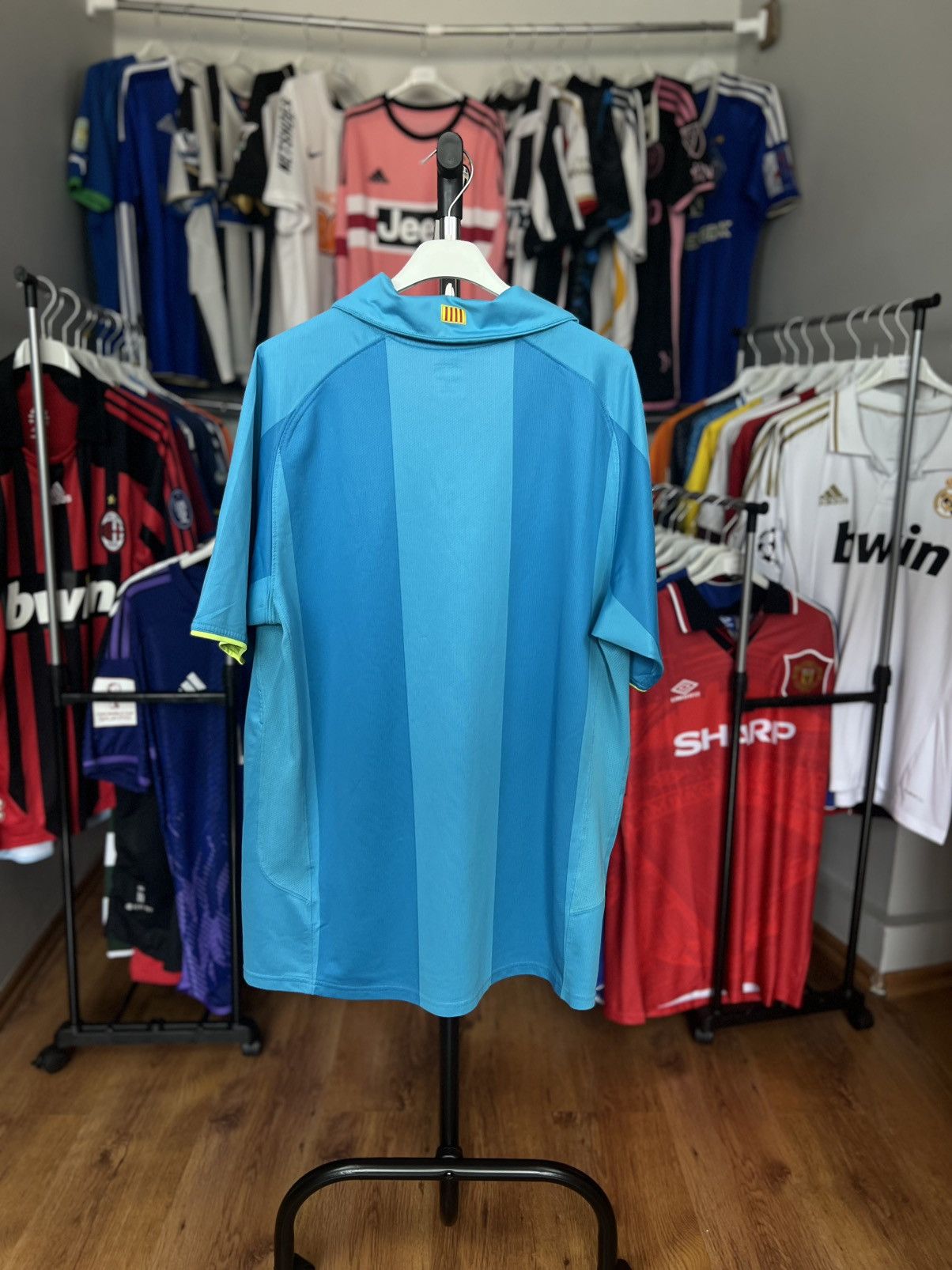 Nike Soccer Jersey Nike Barcelona 2007/08 Unicef Football Kit Size US XL / EU 56 / 4 - 2 Thumbnail