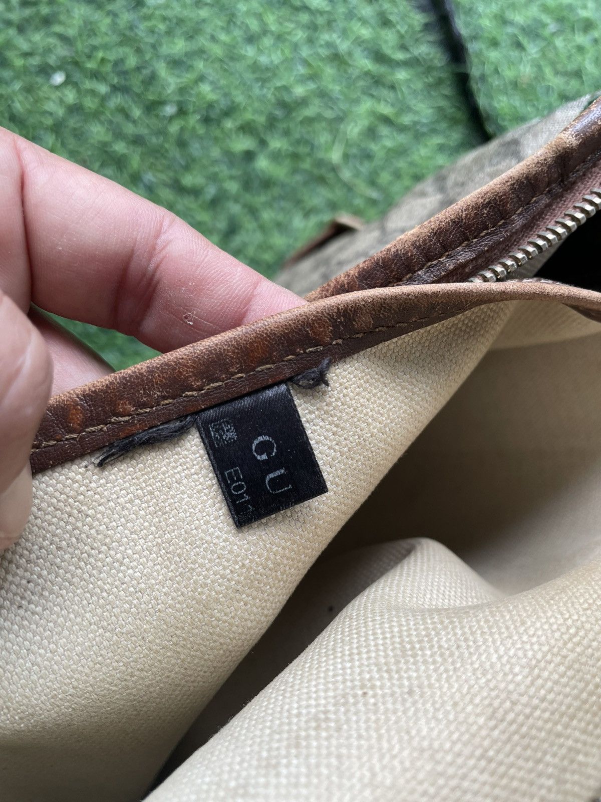 Gucci Gucci GG Monogram Crossbody / Shoulder Bag – Size ONE SIZE - 12 Thumbnail