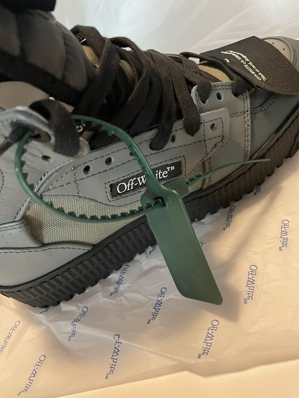 Off-White Off-White 3.0 Off Court Calf Leather in medium gray Size US 5.5 / EU 38 - 9 Thumbnail