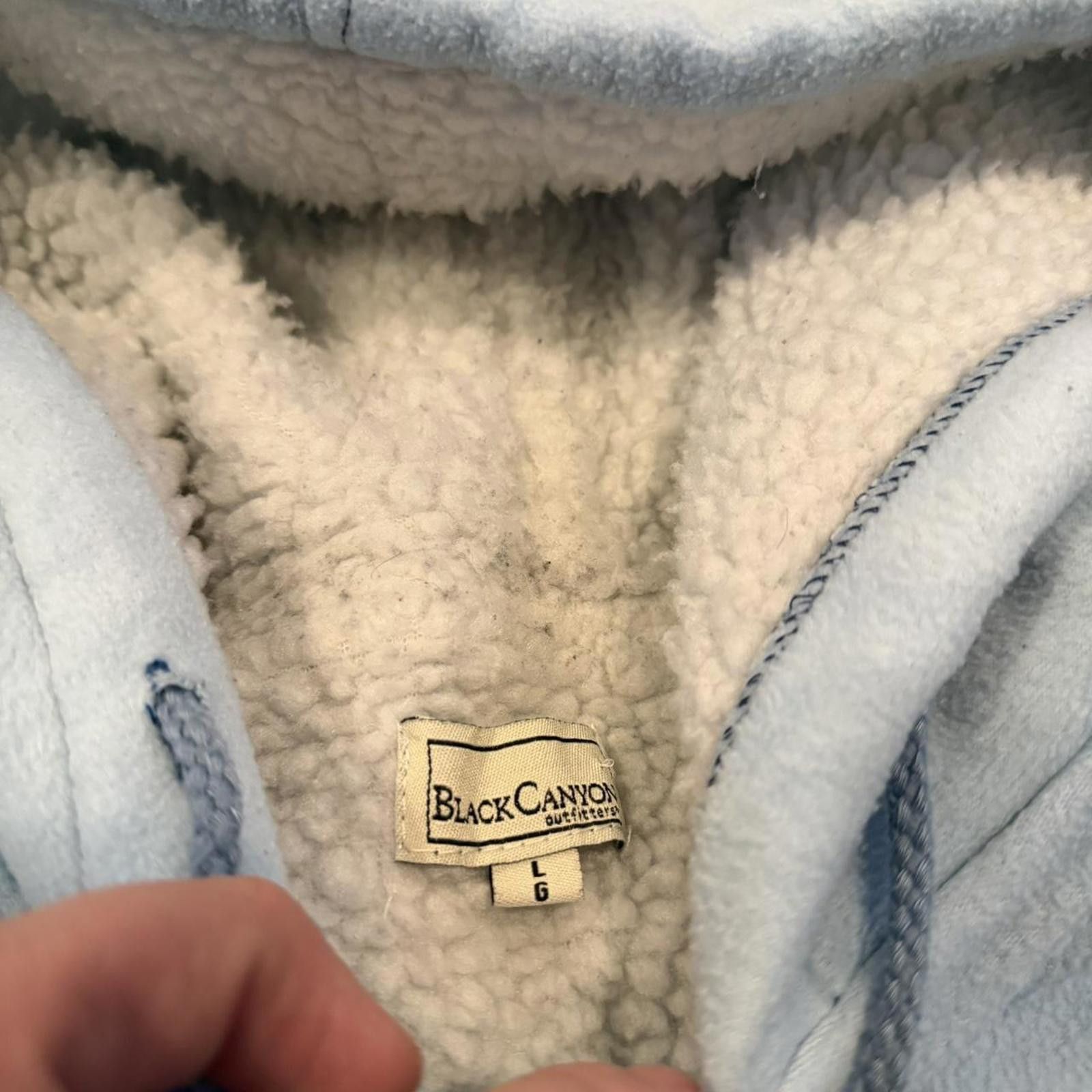 Other black canyon outfitters Sherpa AOP wolf fleece hoodie L 00s Size US L / EU 52-54 / 3 - 6 Thumbnail