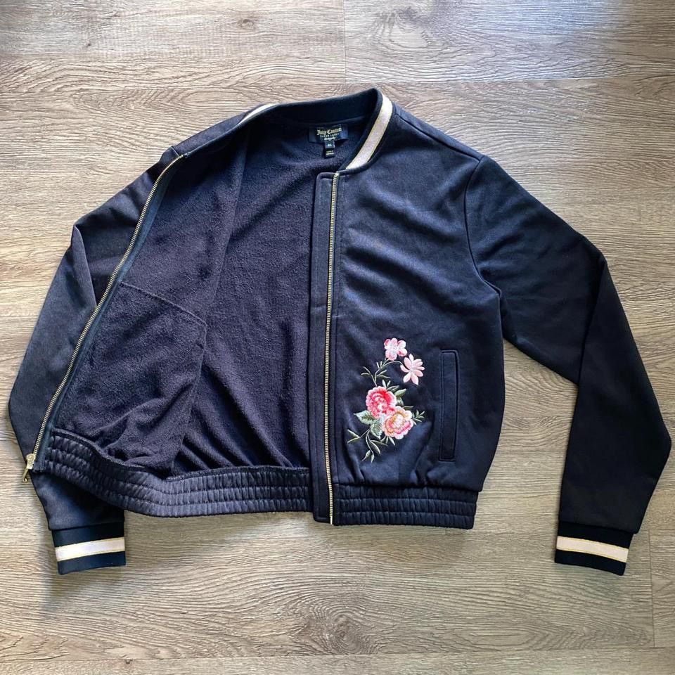 Juicy Couture Brand New Juicy Couture Black Label Floral Bomber Jacket Size XS / US 0-2 / IT 36-38 - 8 Thumbnail