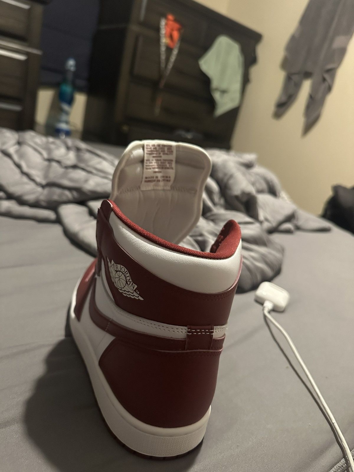 Nike Jordan 1 Retro High OG Team Red/White Size US 8.5 / EU 41-42 - 10 Thumbnail